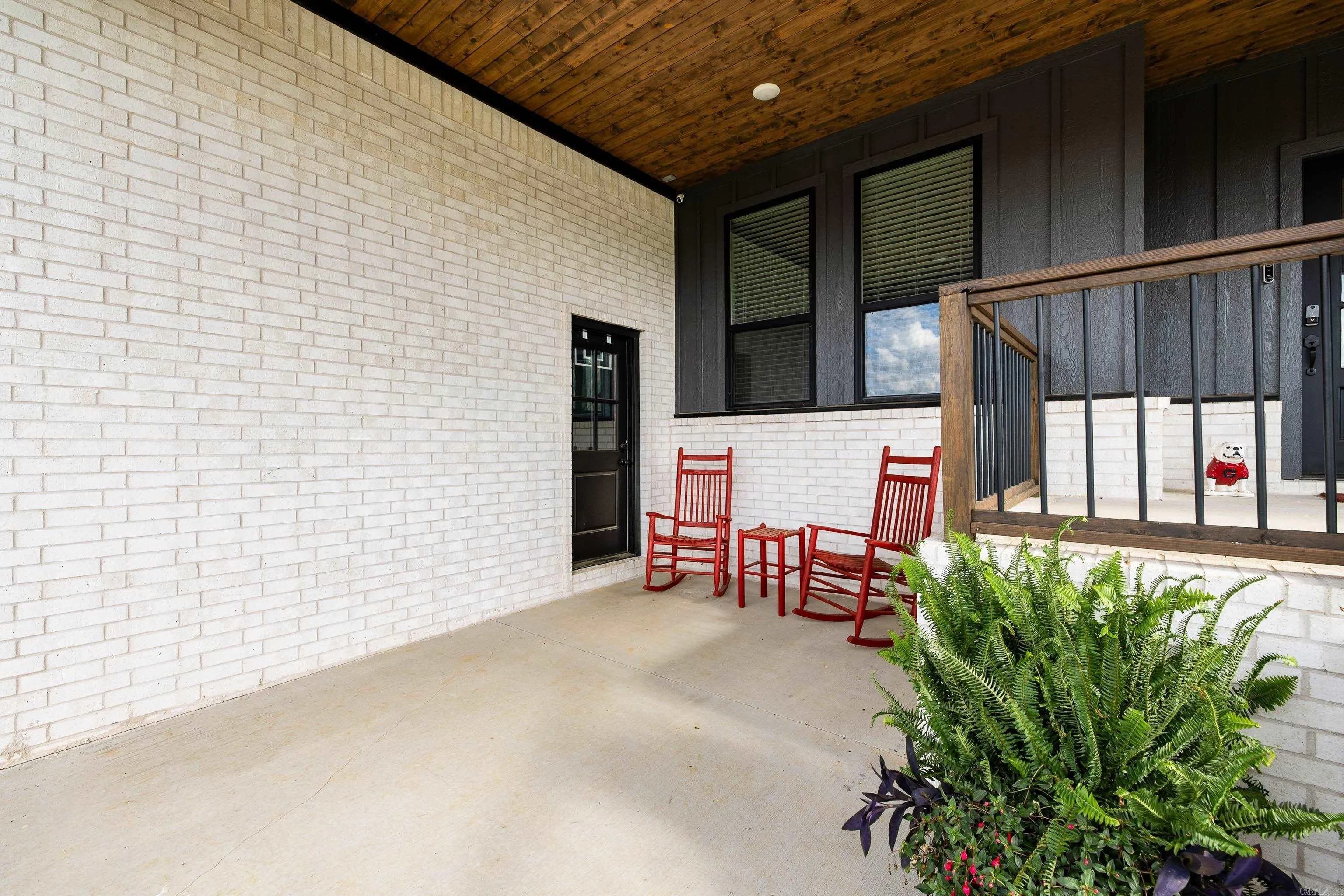 Property at 1594  Waterford - Image 3
