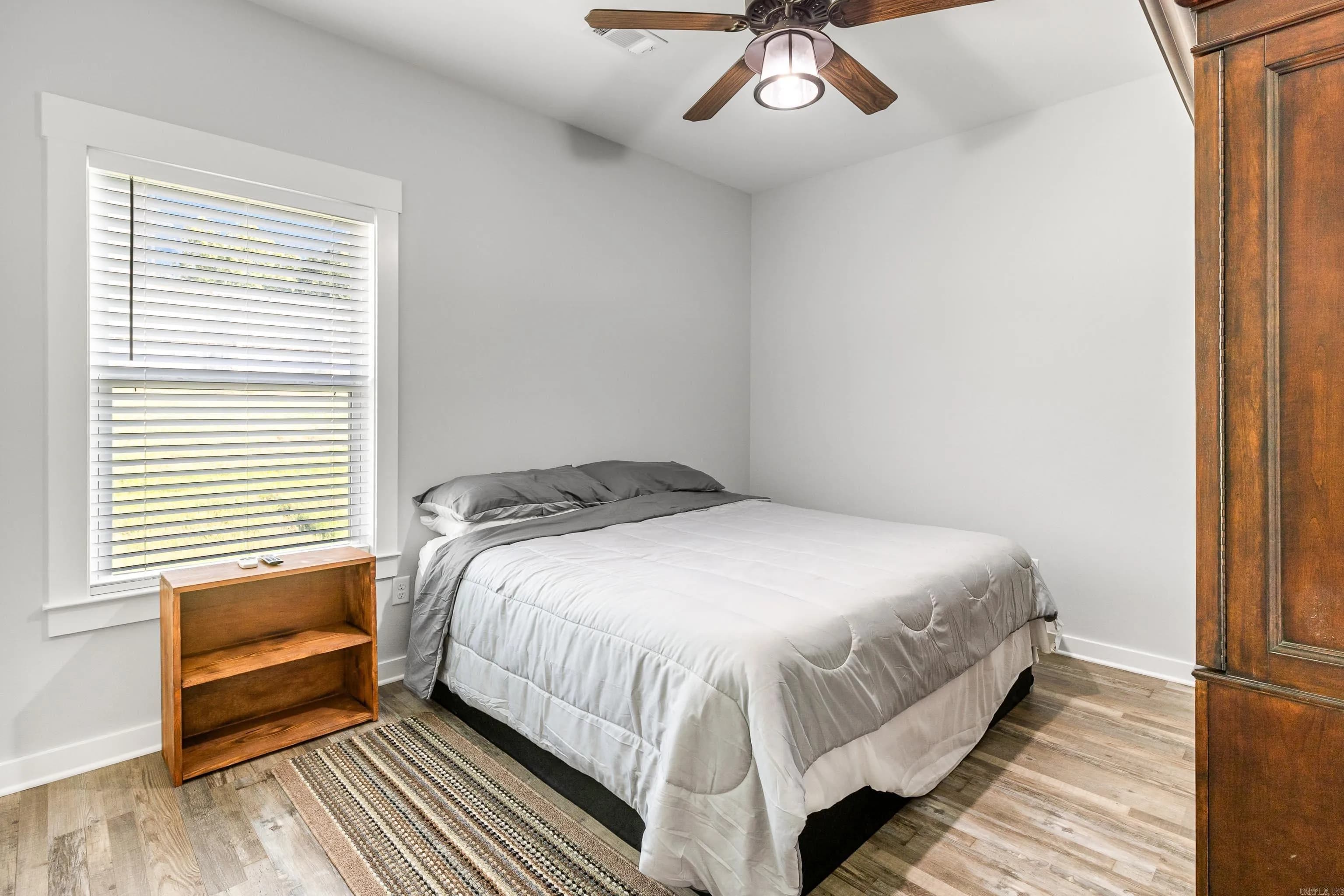 Property at 1594  Waterford - Image 35