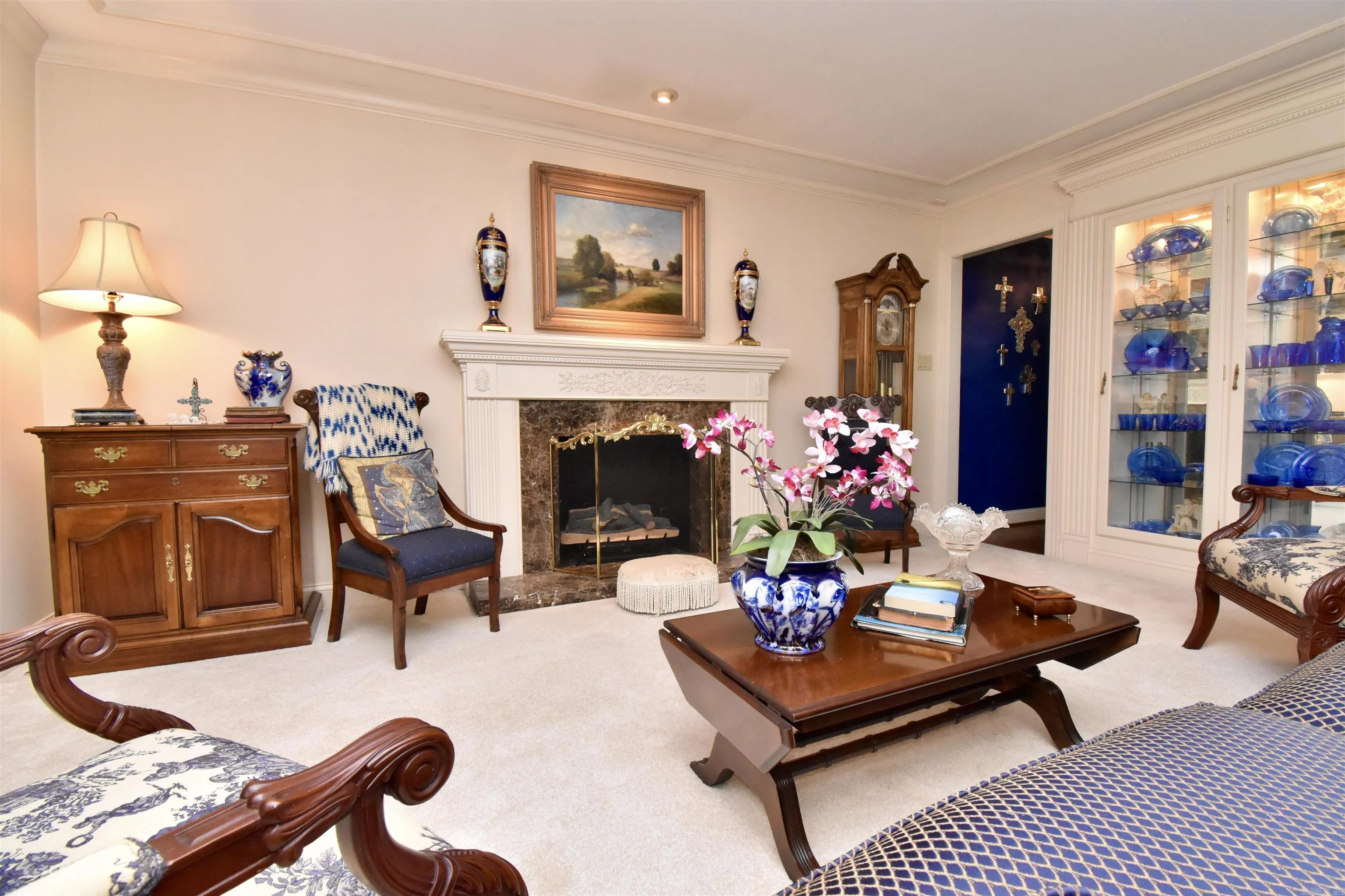 Property at 101  Stonebrook - Image 6