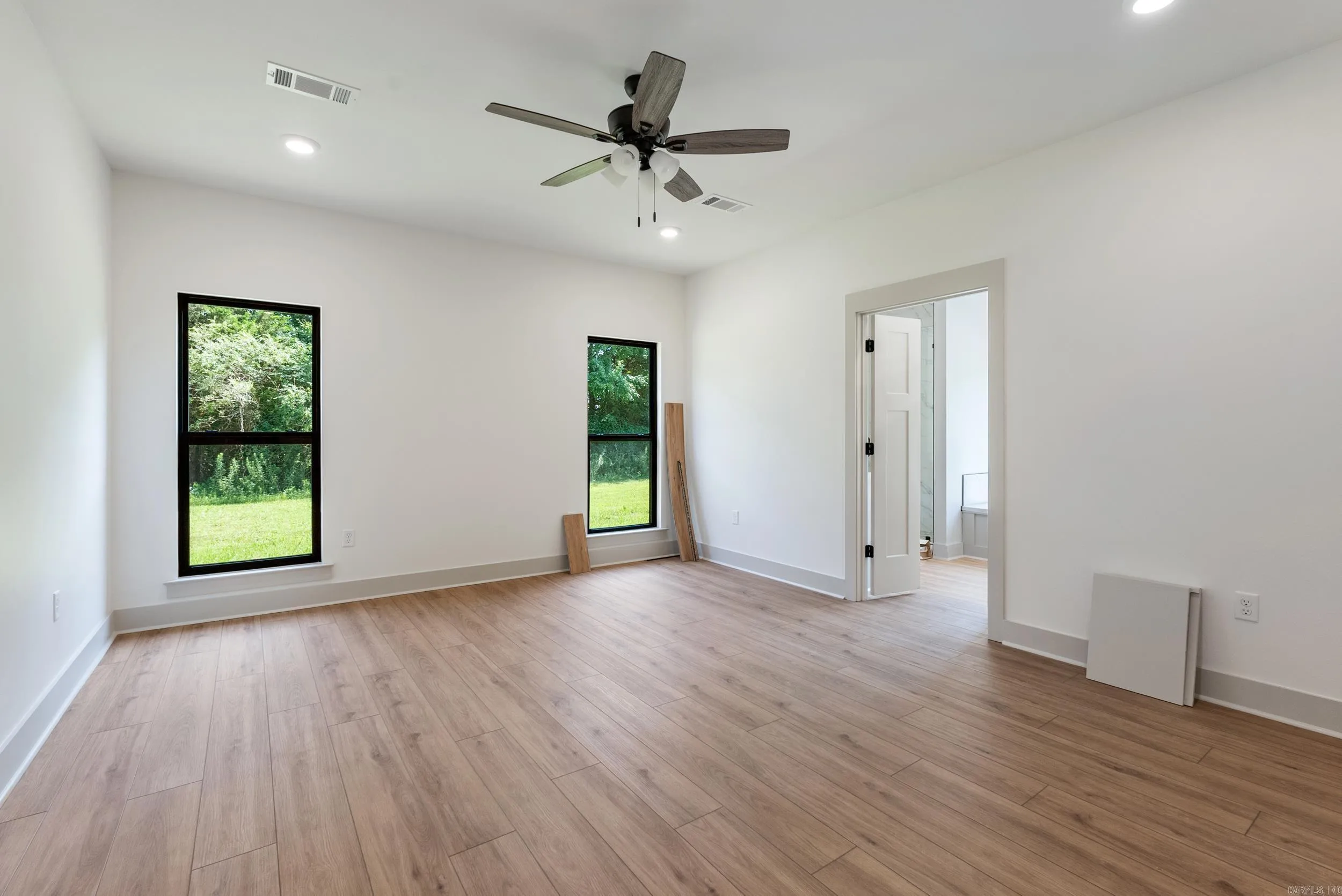 Property at 11  Ridgewood drive - Image 11