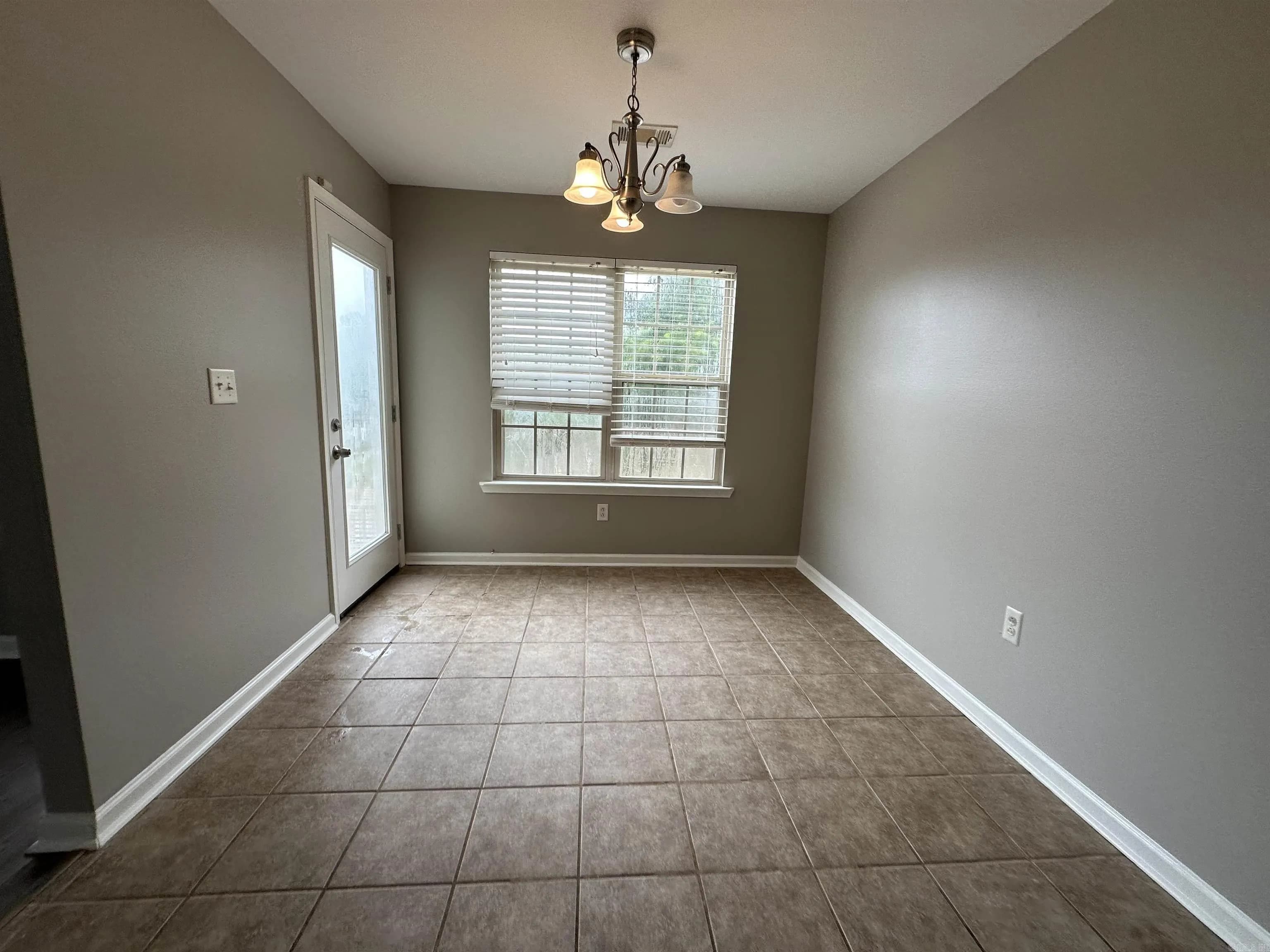 Property at 13513  Dynasty - Image 10