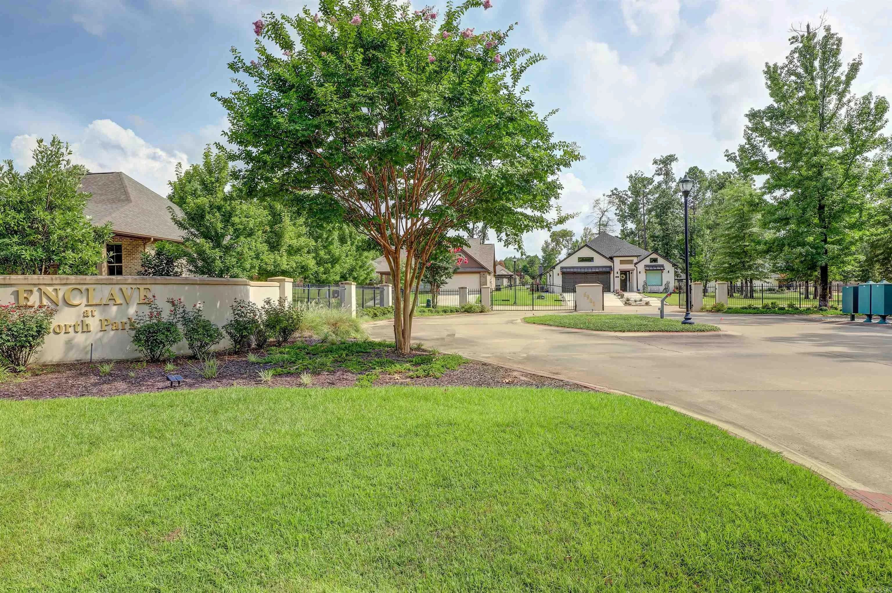 Property at 10 E Enclave cir. - Image 2
