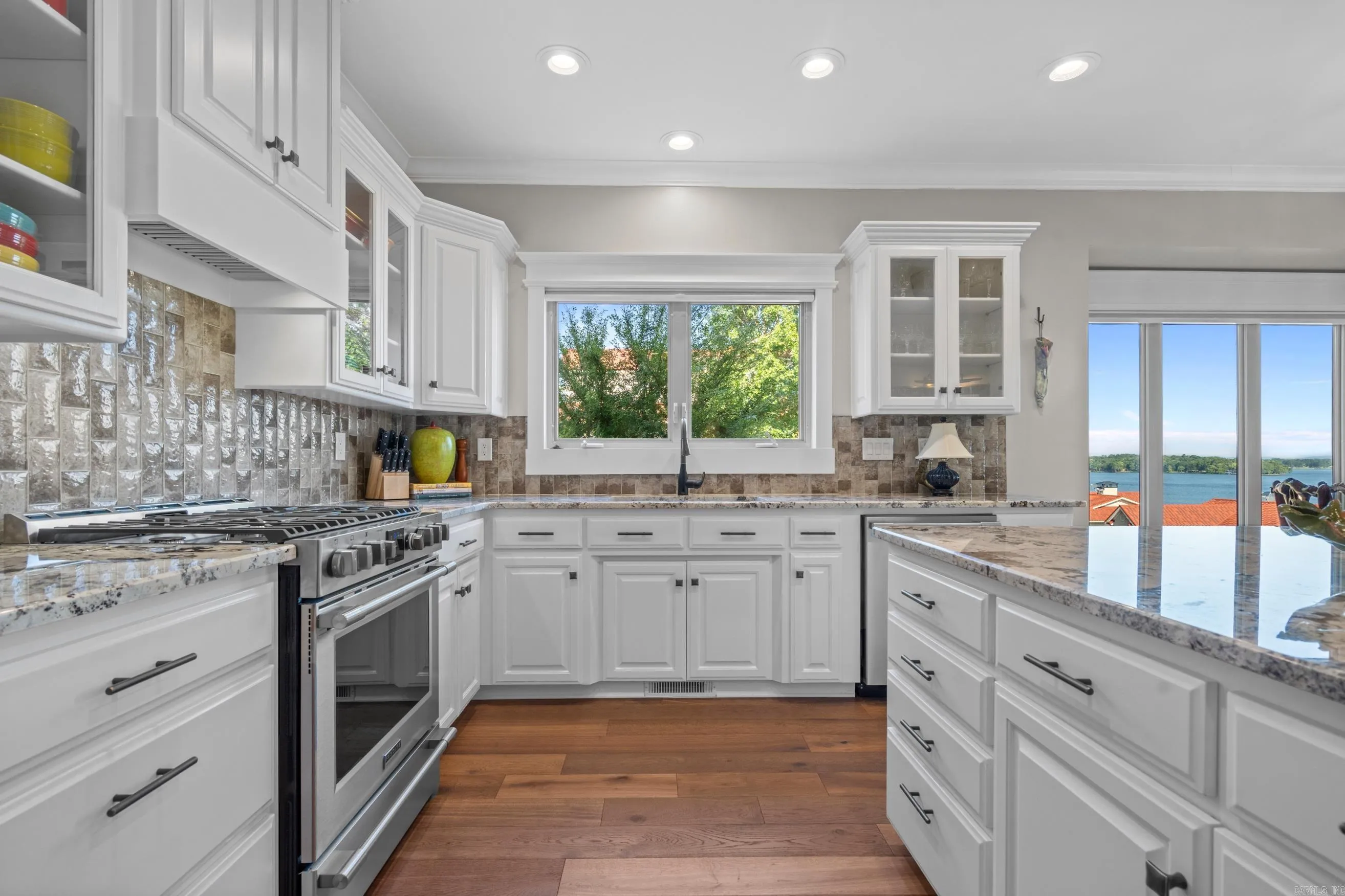 Property at 5300  Central ave, 7C - Image 9