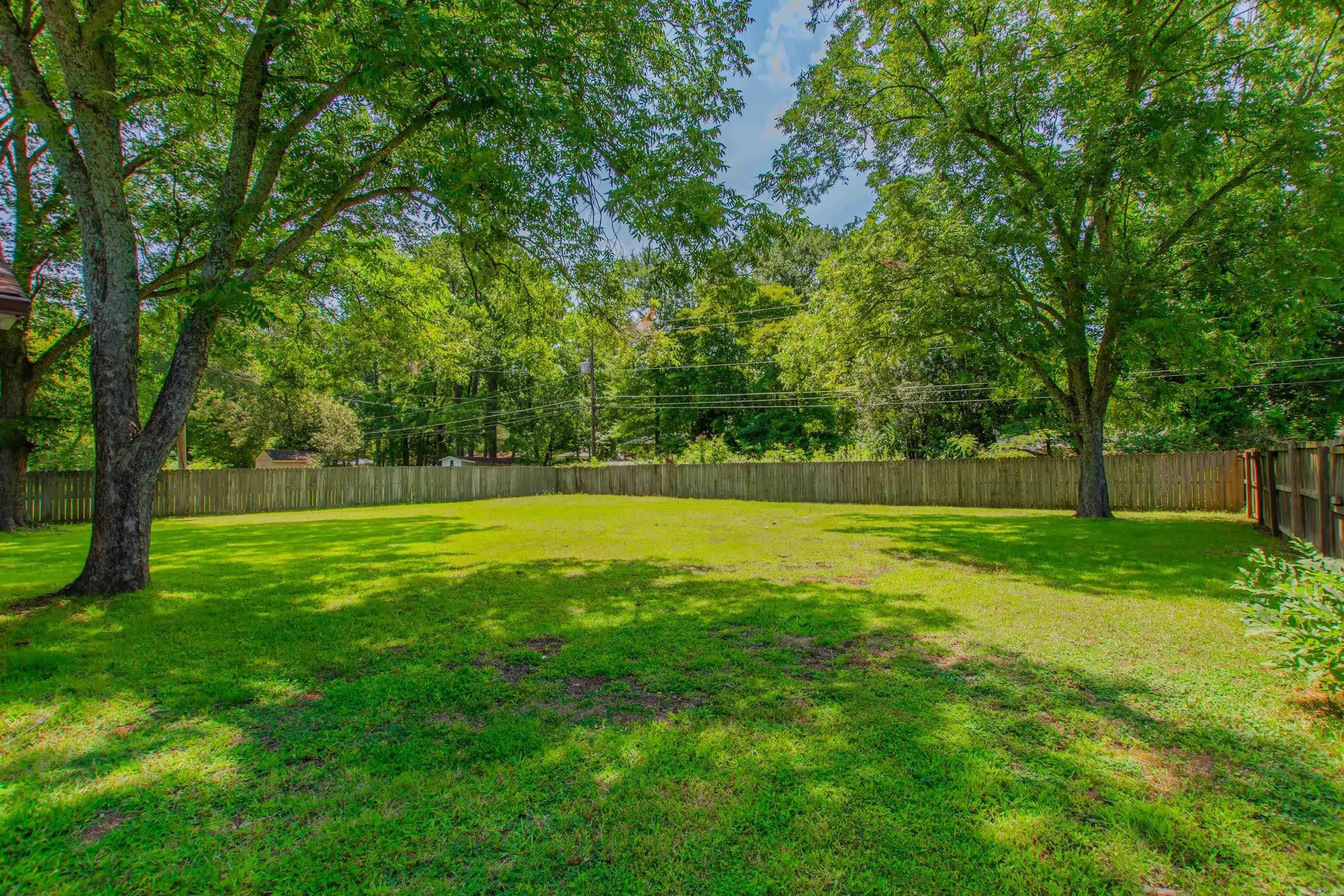 Property at 709  Stirrup - Image 36