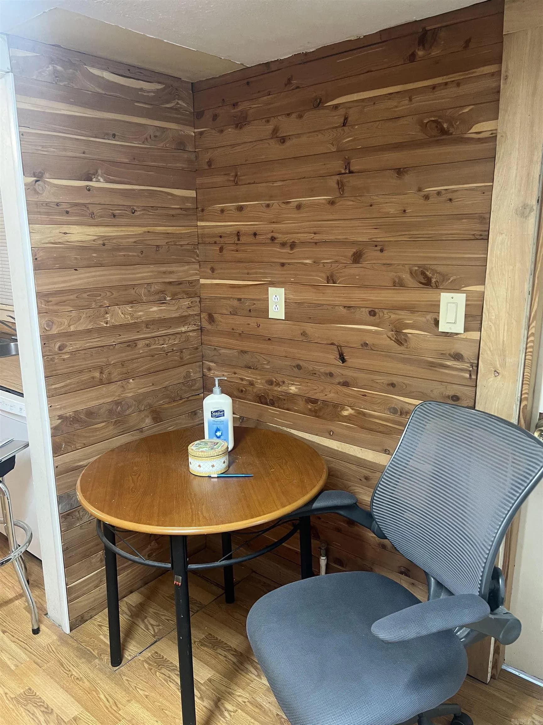 Property at 503  Mchenry - Image 18