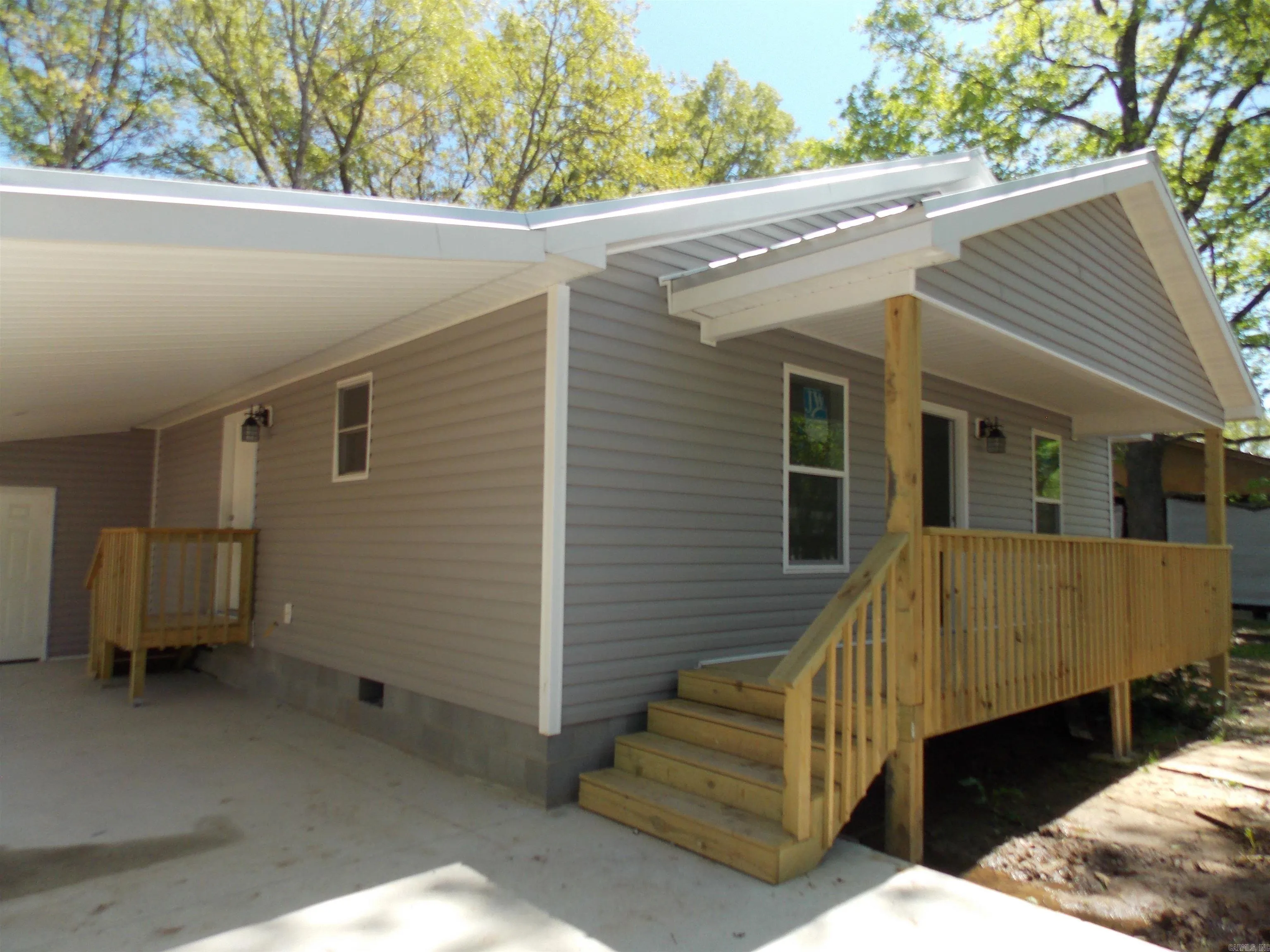 Property at 132  Lynn - Image 5