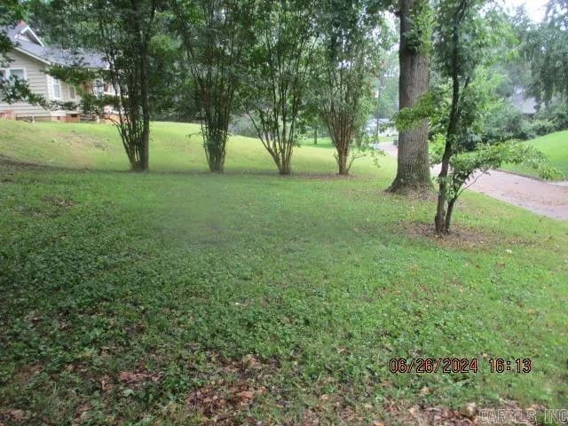 Property at 101  Oakridge - Image 8