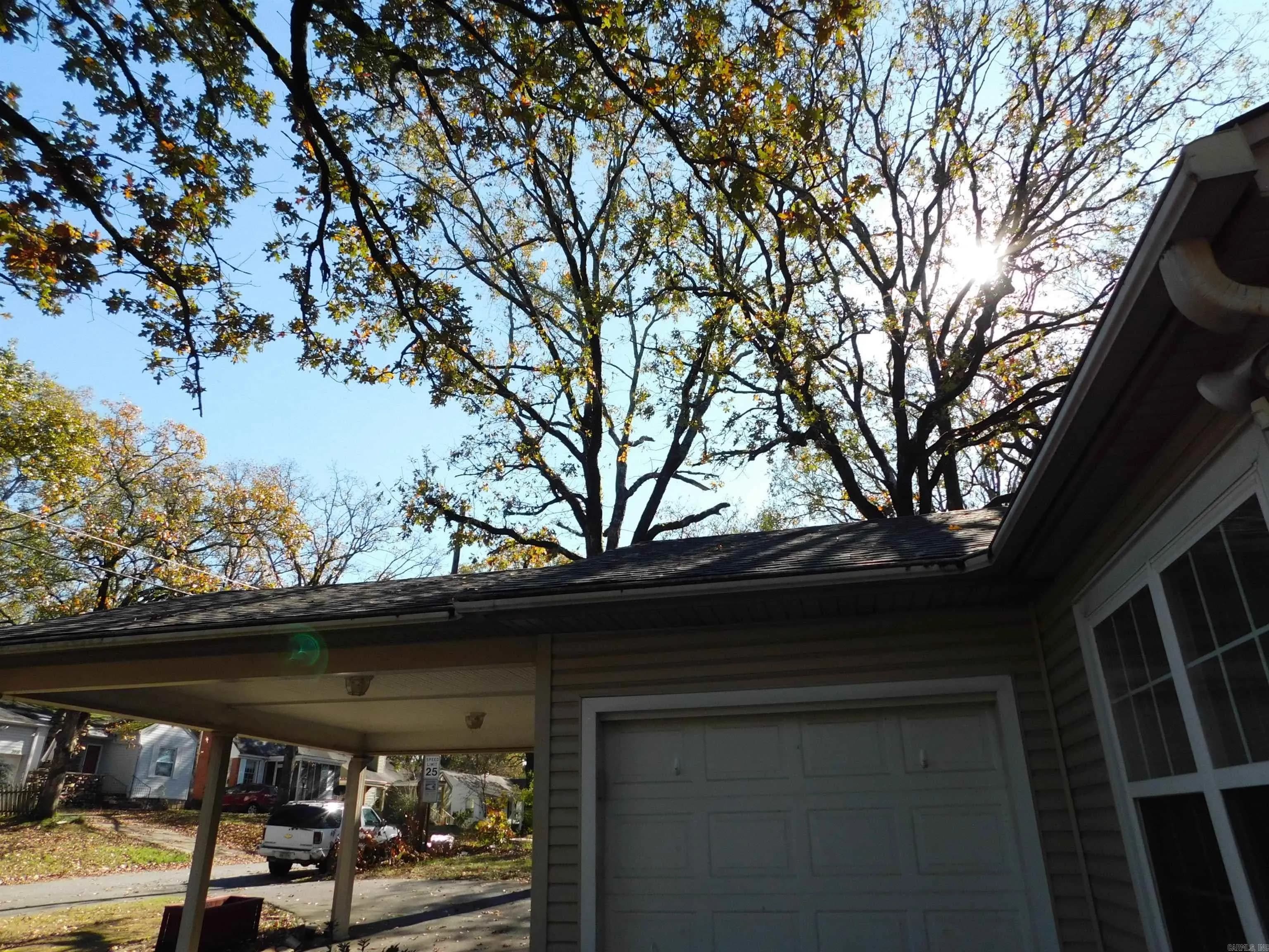 Property at 600 W F - Image 34
