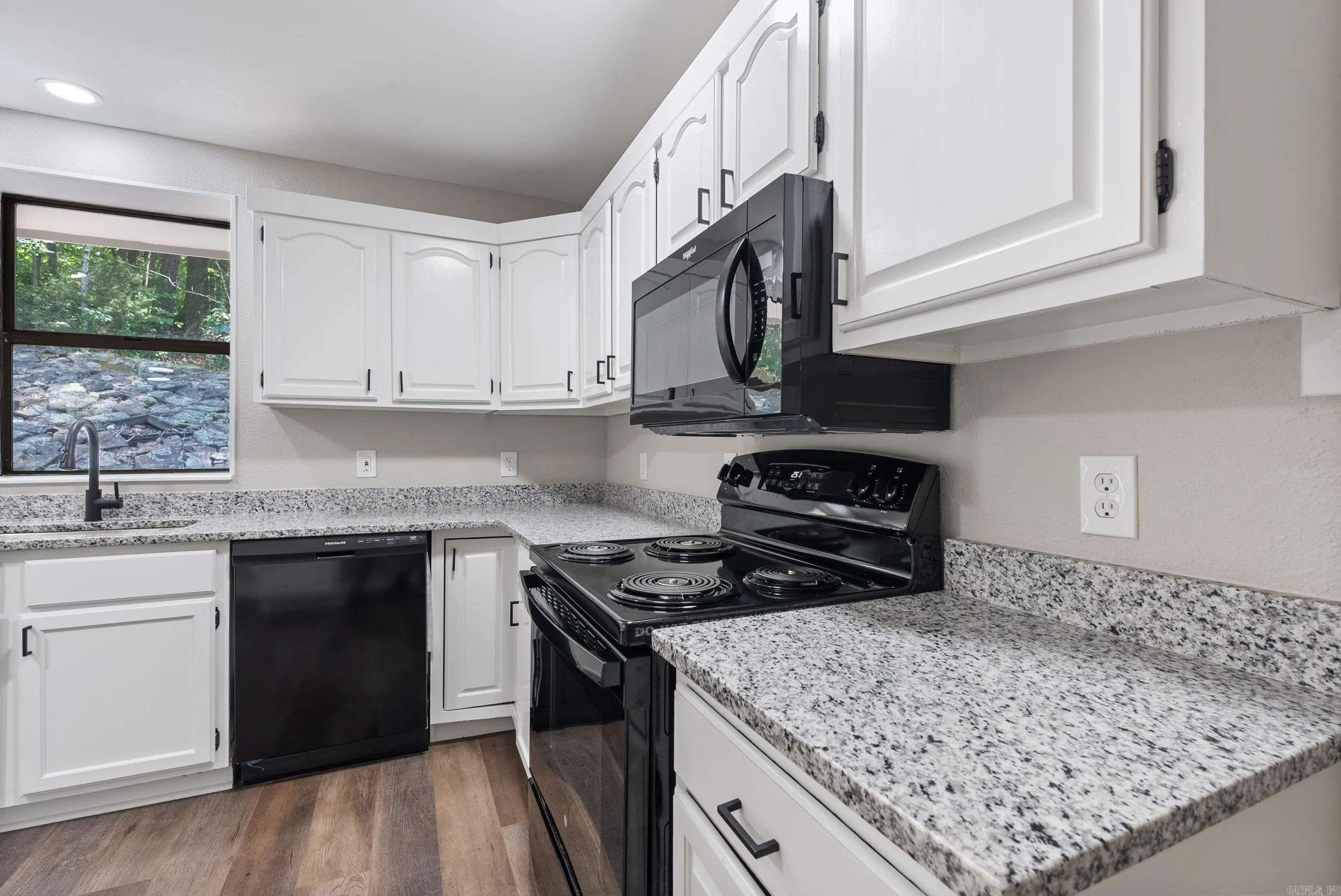 Property at 5918 S Hwy 65 - Image 16