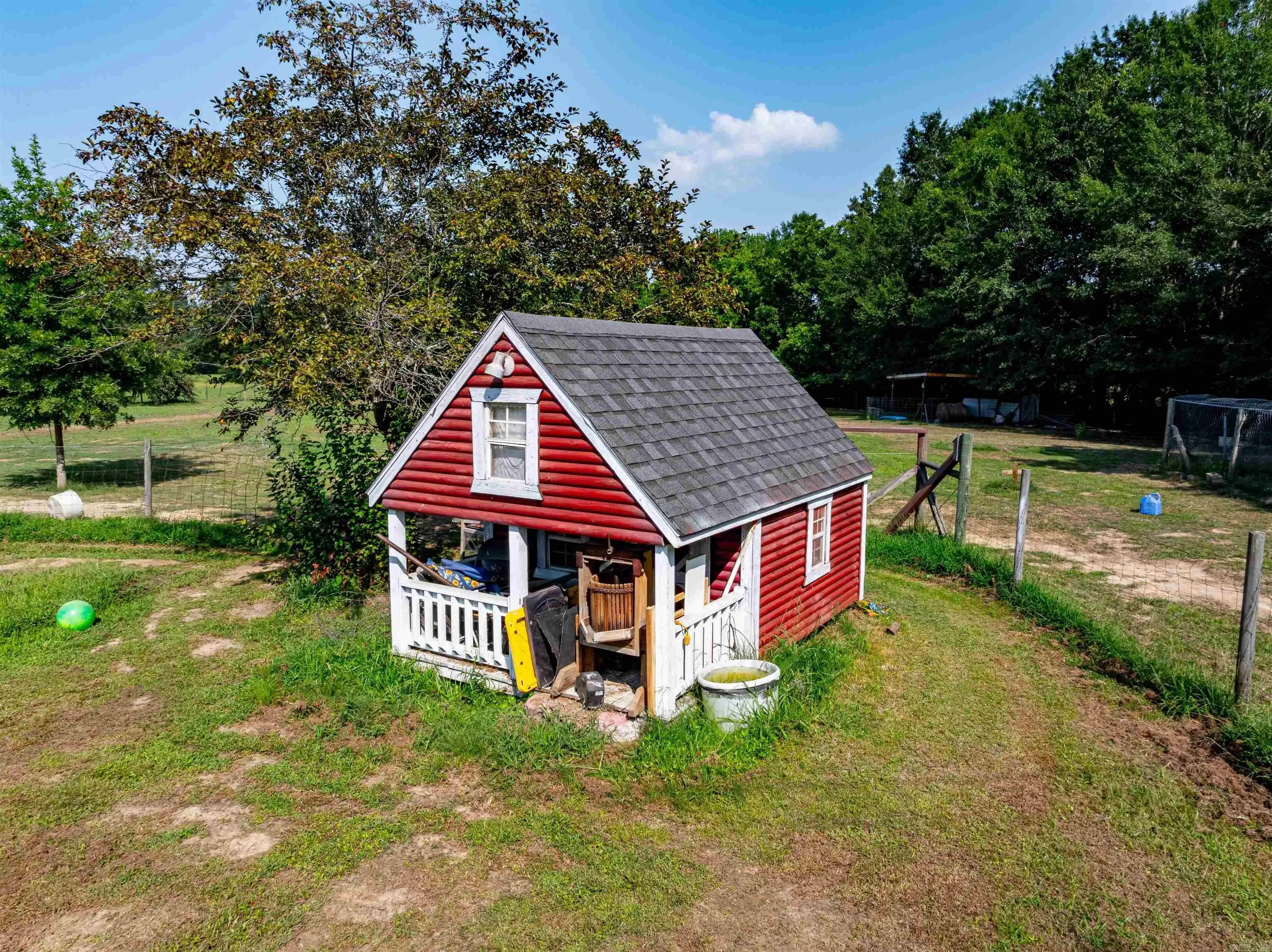 Property at 2953  Newport - Image 49
