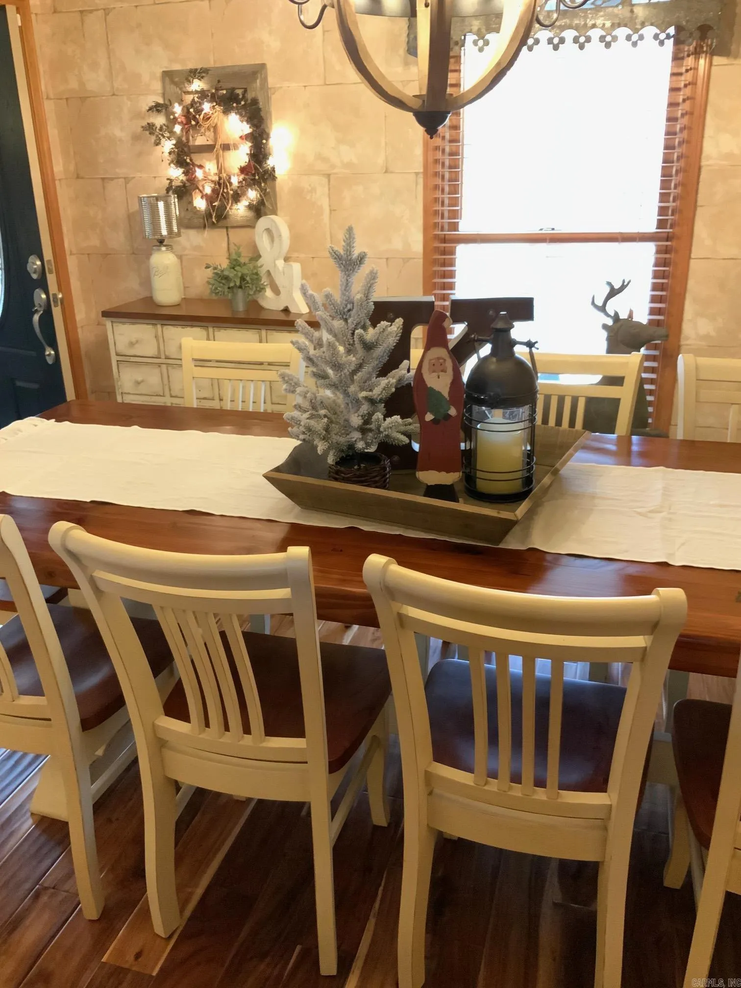 Property at 279  Private road 2595 - Image 10