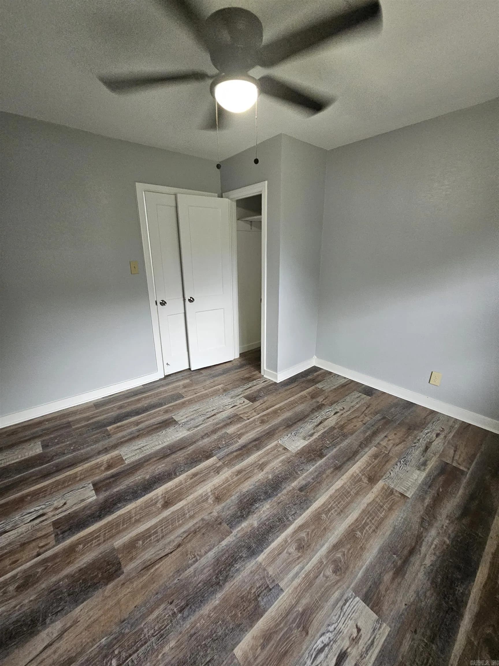 Property at 1423  Lincoln - Image 15