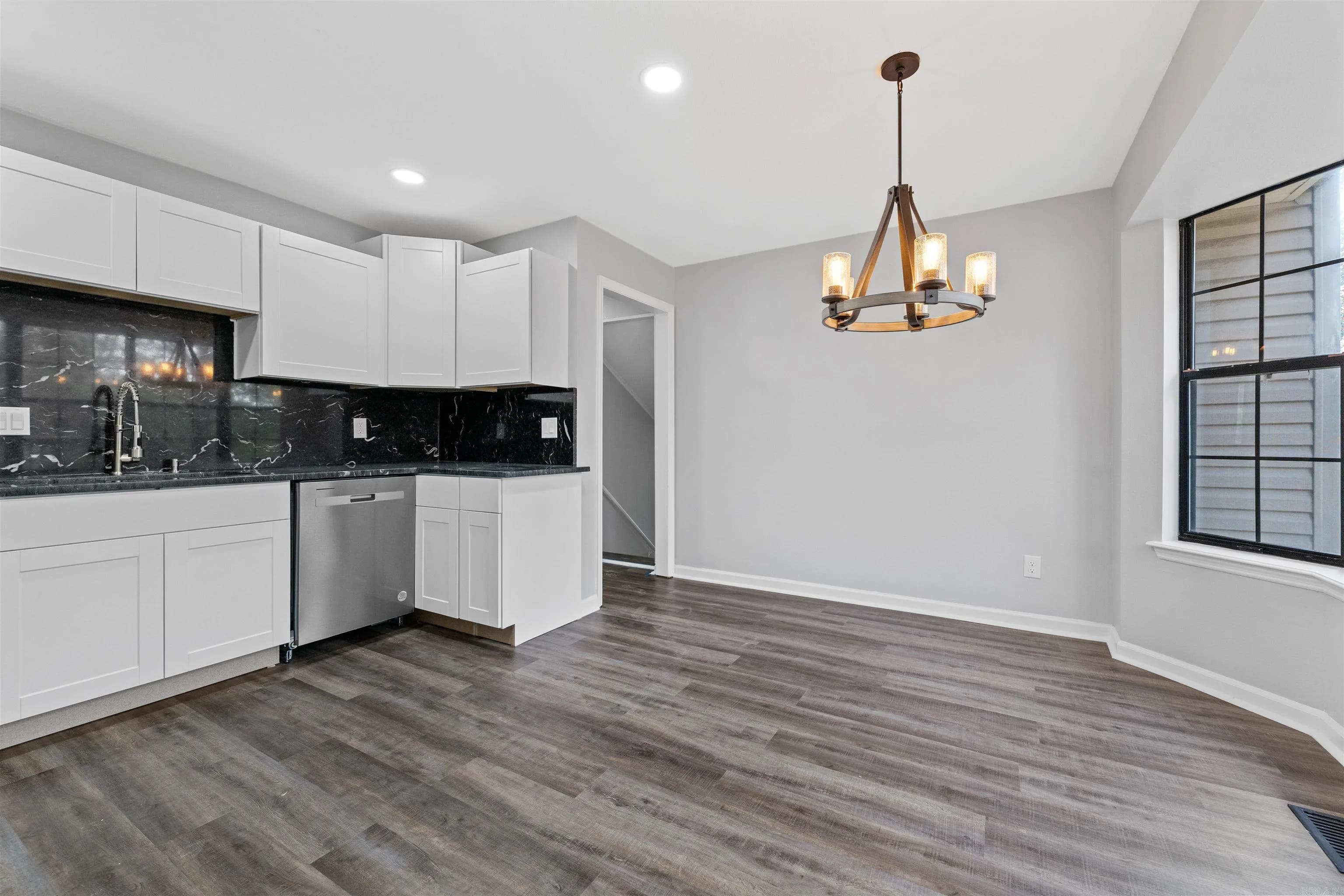 Property at 2  White aspen - Image 9