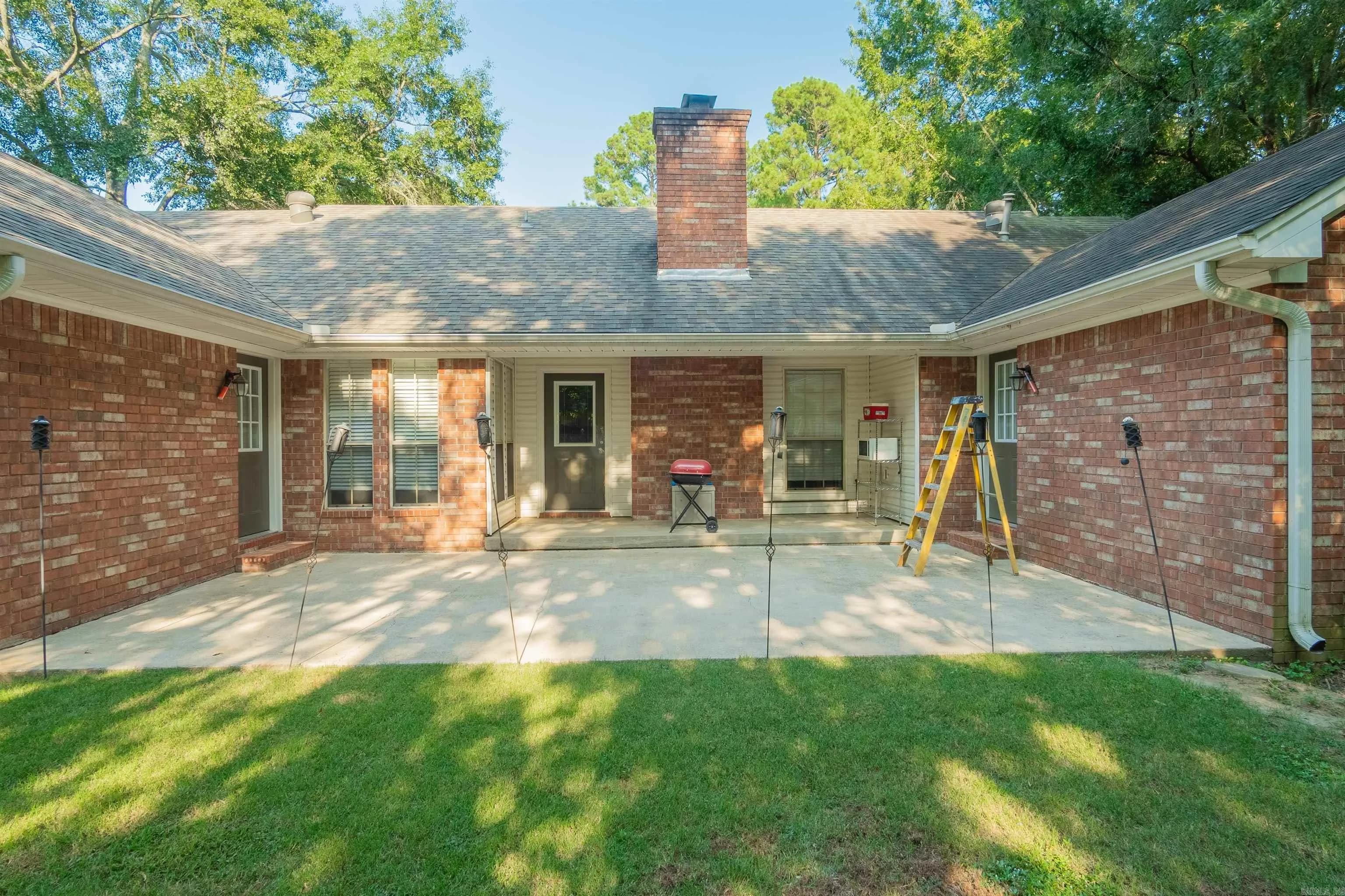 Property at 401  Offspring rd - Image 35