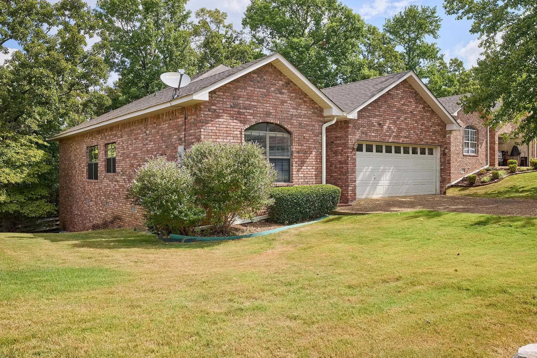 Property at 101  Creekview - Image 38
