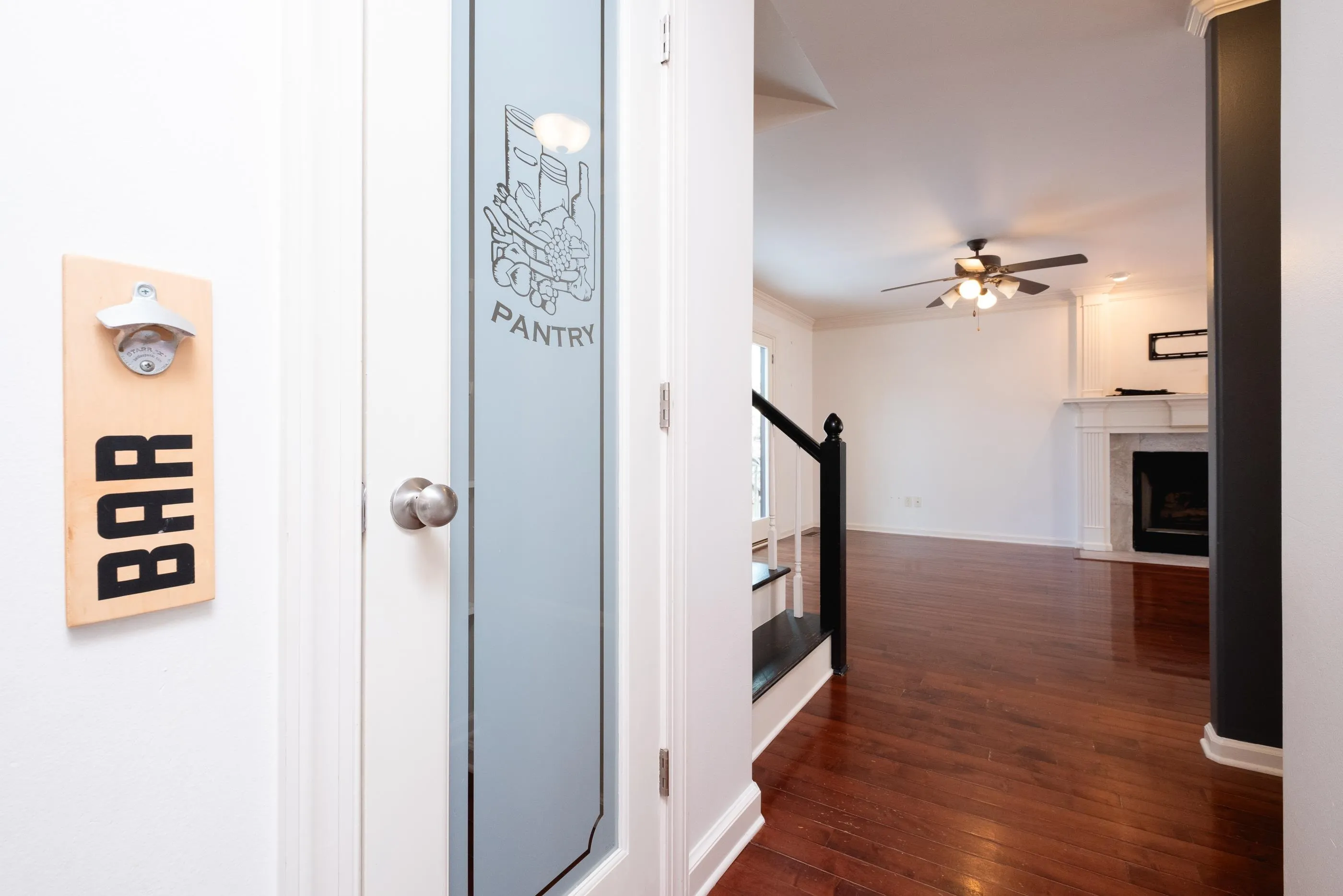 Property at 102  Charleston - Image 12