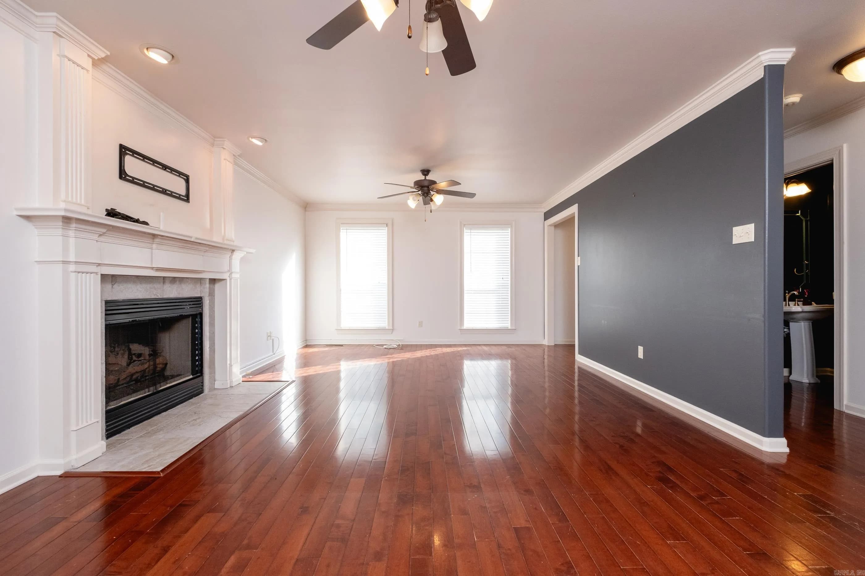Property at 102  Charleston - Image 7