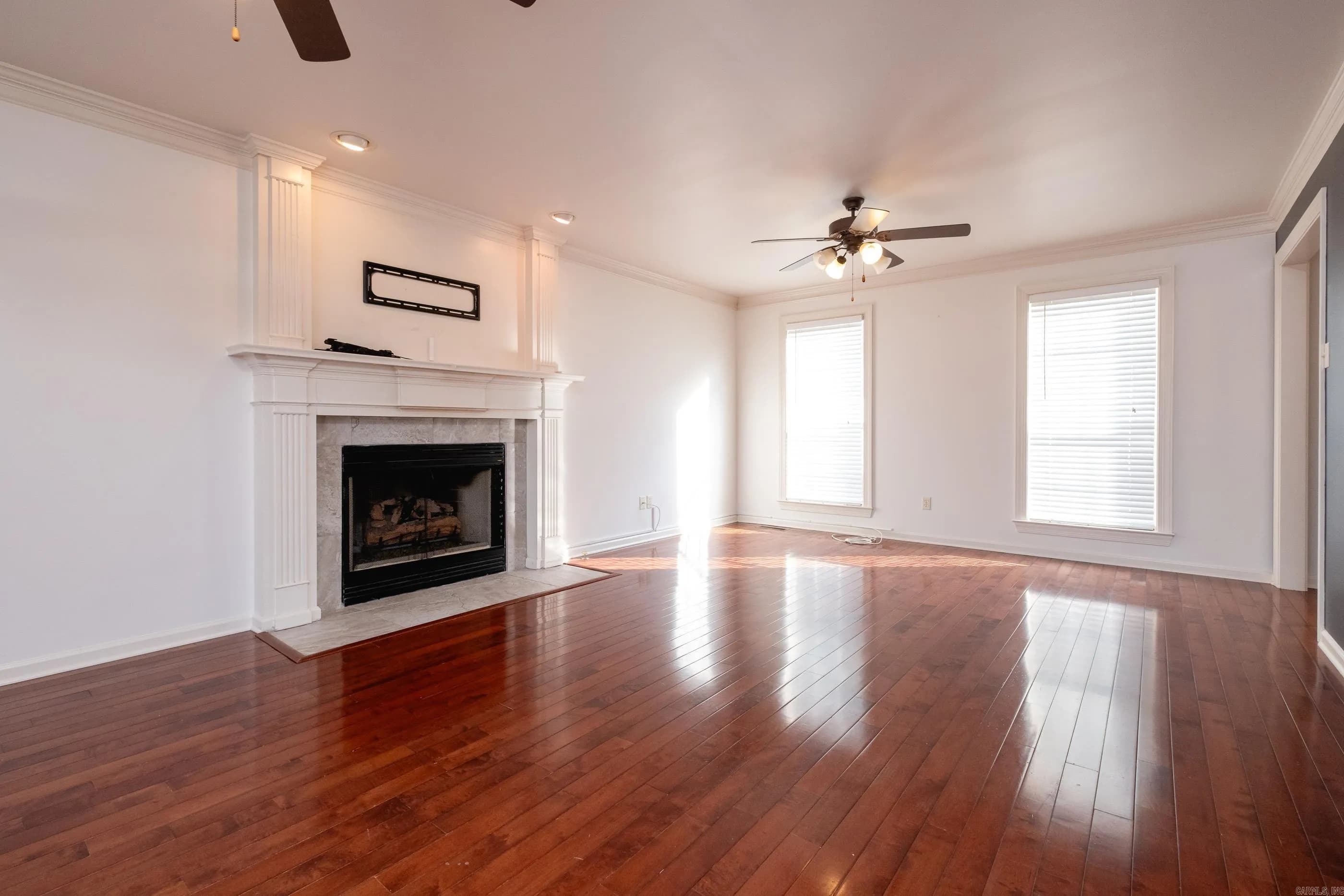 Property at 102  Charleston - Image 6