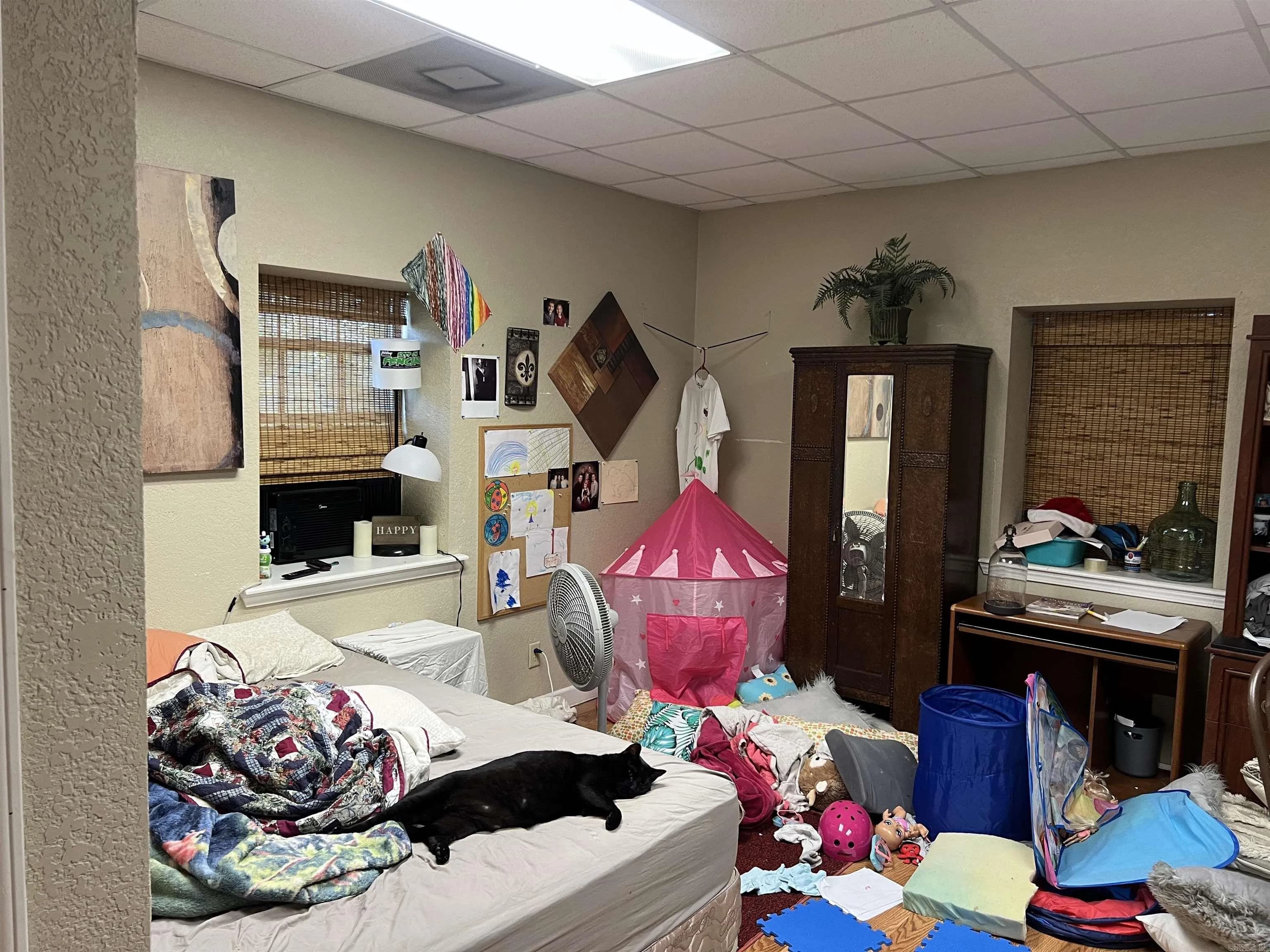 Property at 308  Thomas - Image 37