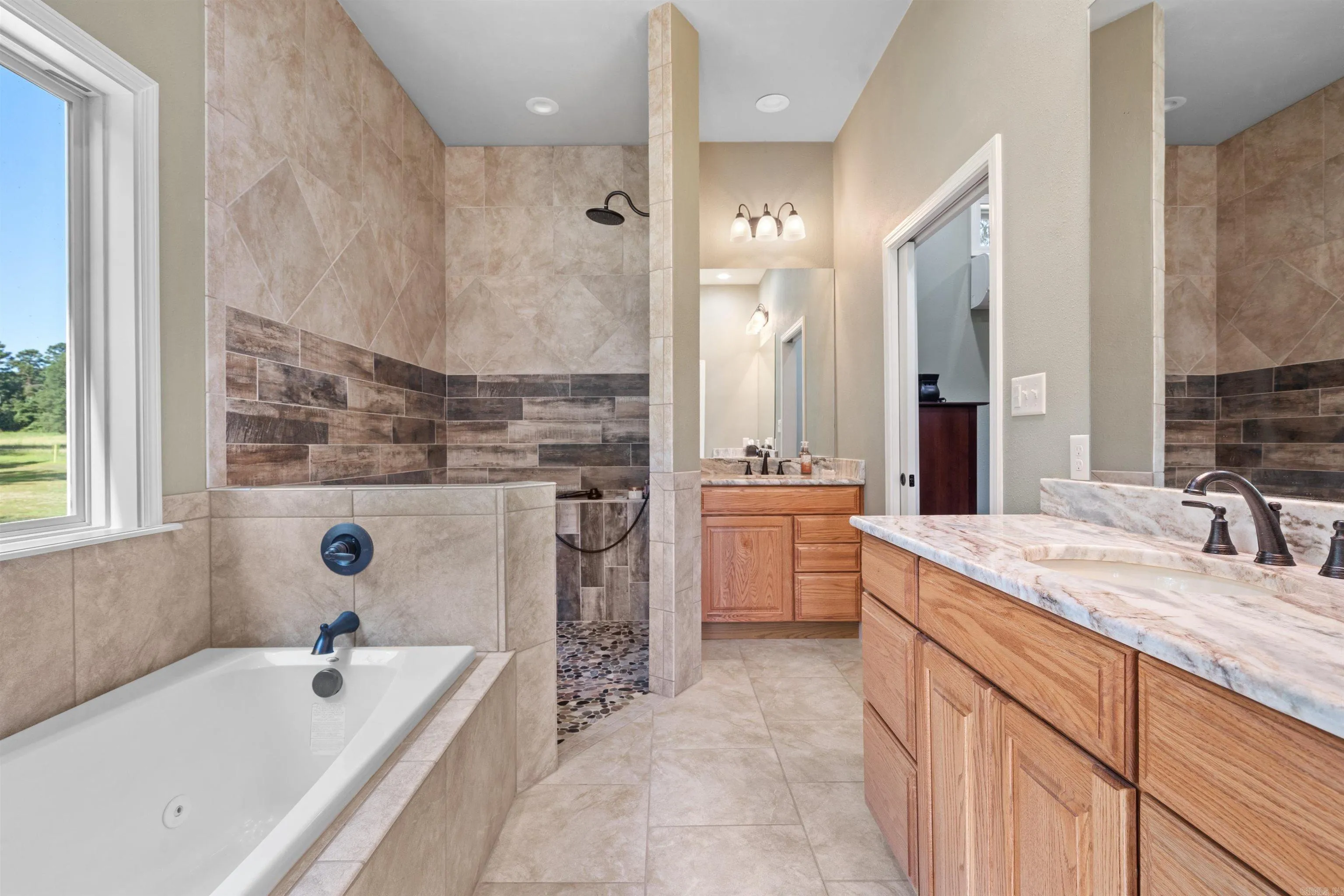 Property at 1003  Barranger - Image 22