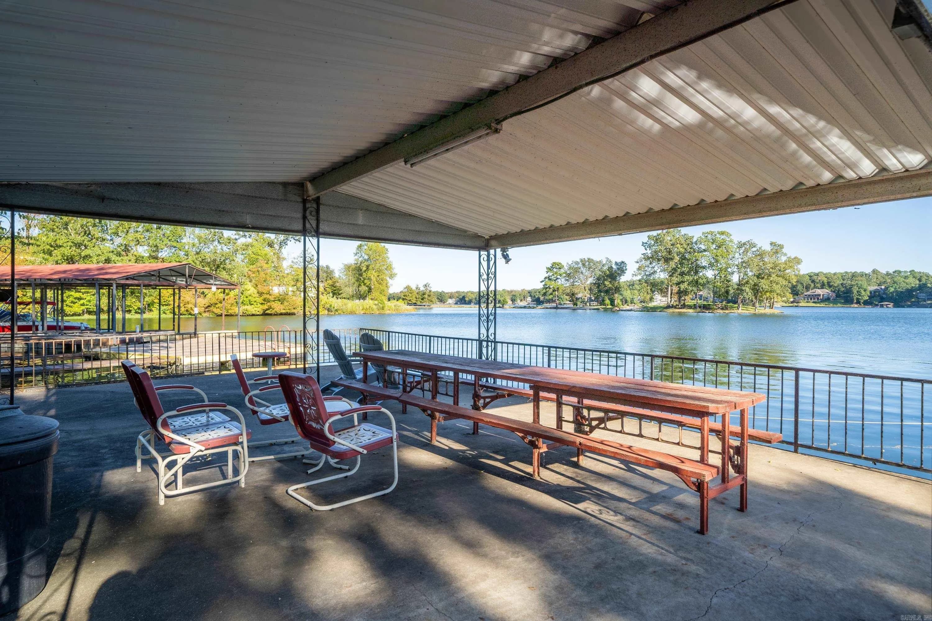 Property at 210  Aberina, F29 - Image 2