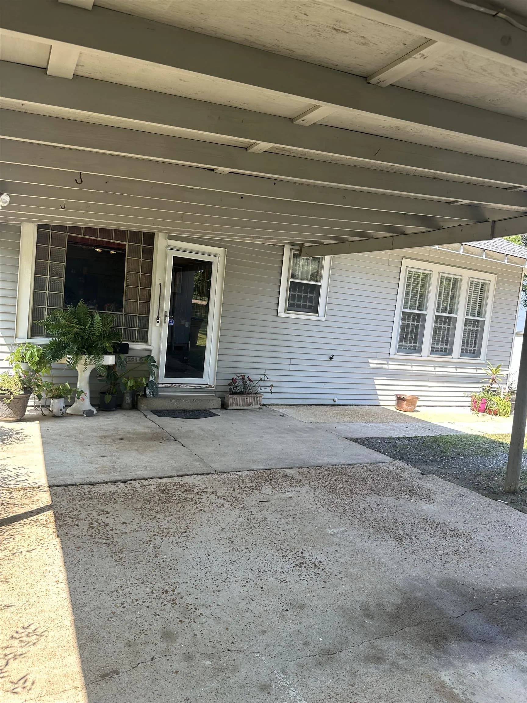 Property at 106 N Forrest - Image 17