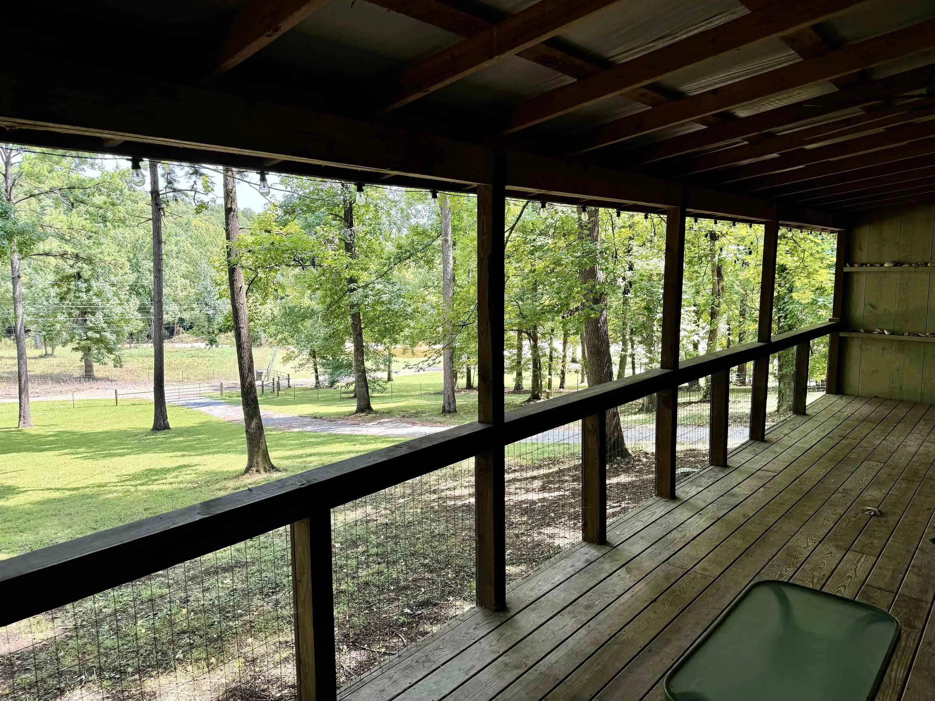 Property at 996  Pinewood lane - Image 16