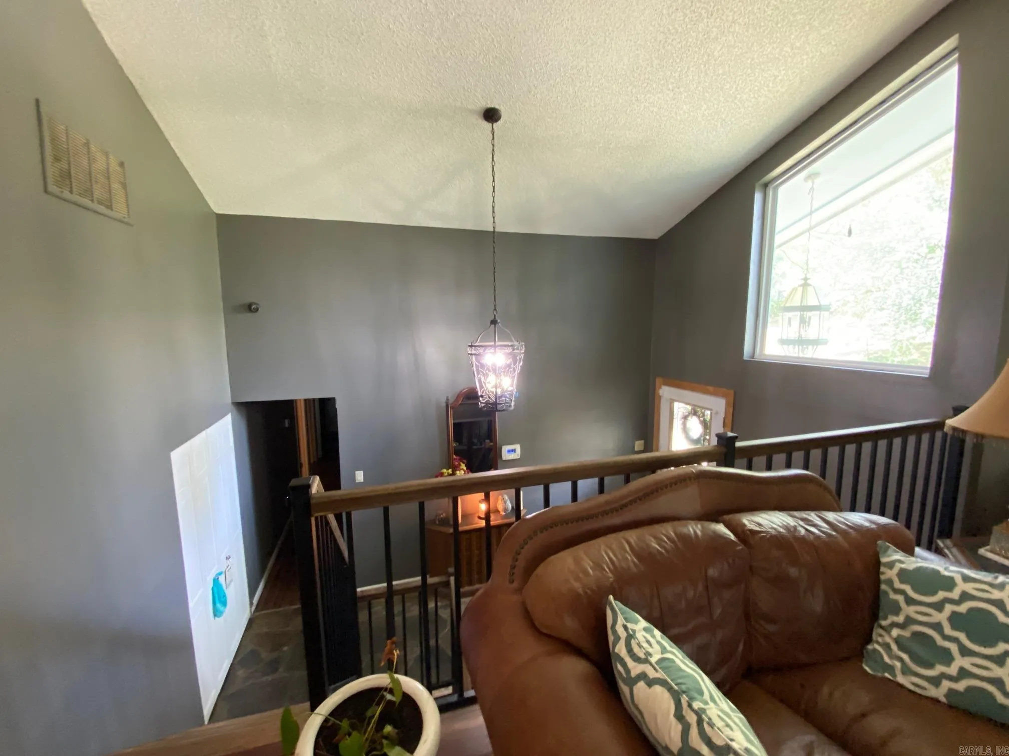 Property at 103  Hal - Image 18
