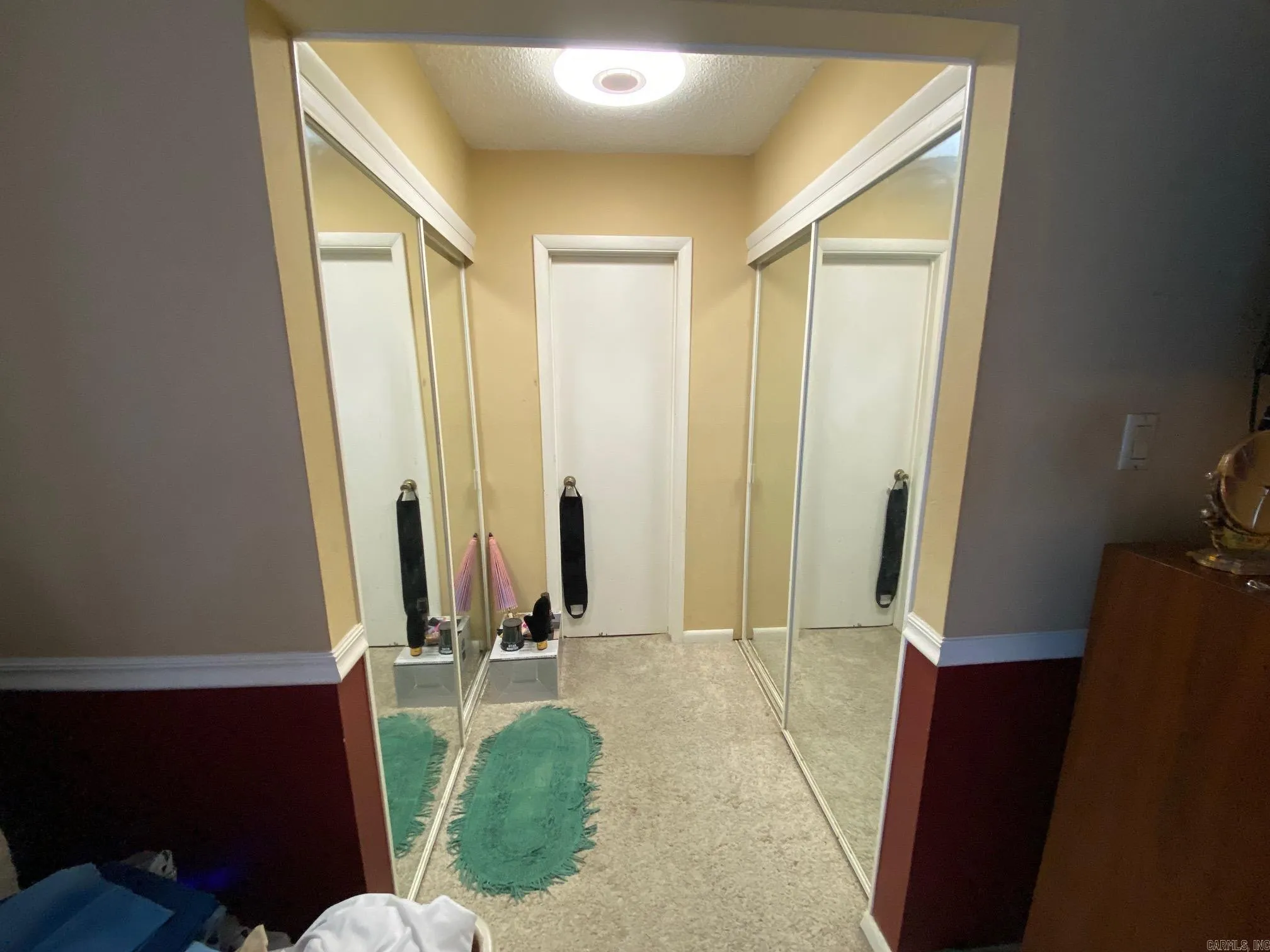 Property at 103  Hal - Image 24