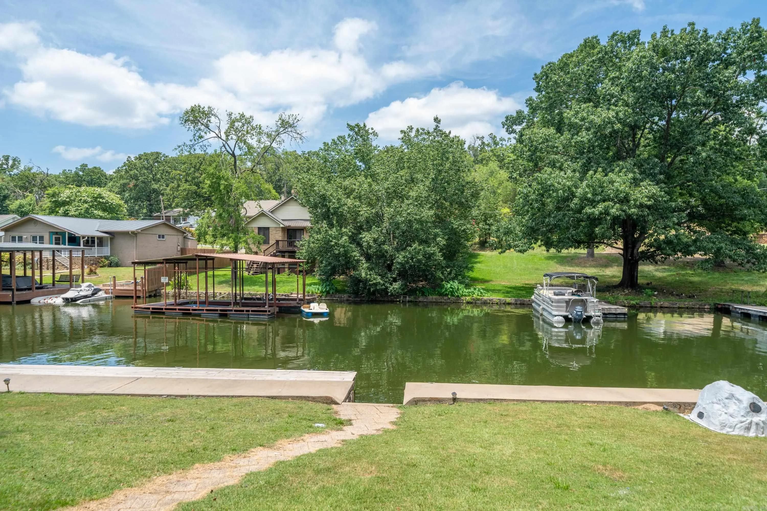 Property at 122  Chesapeake - Image 42