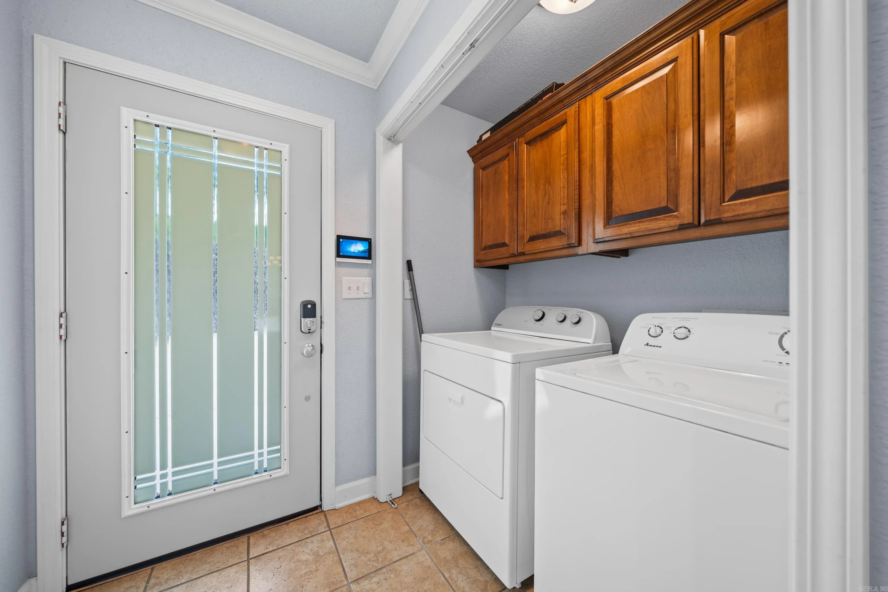 Property at 122  Chesapeake - Image 4