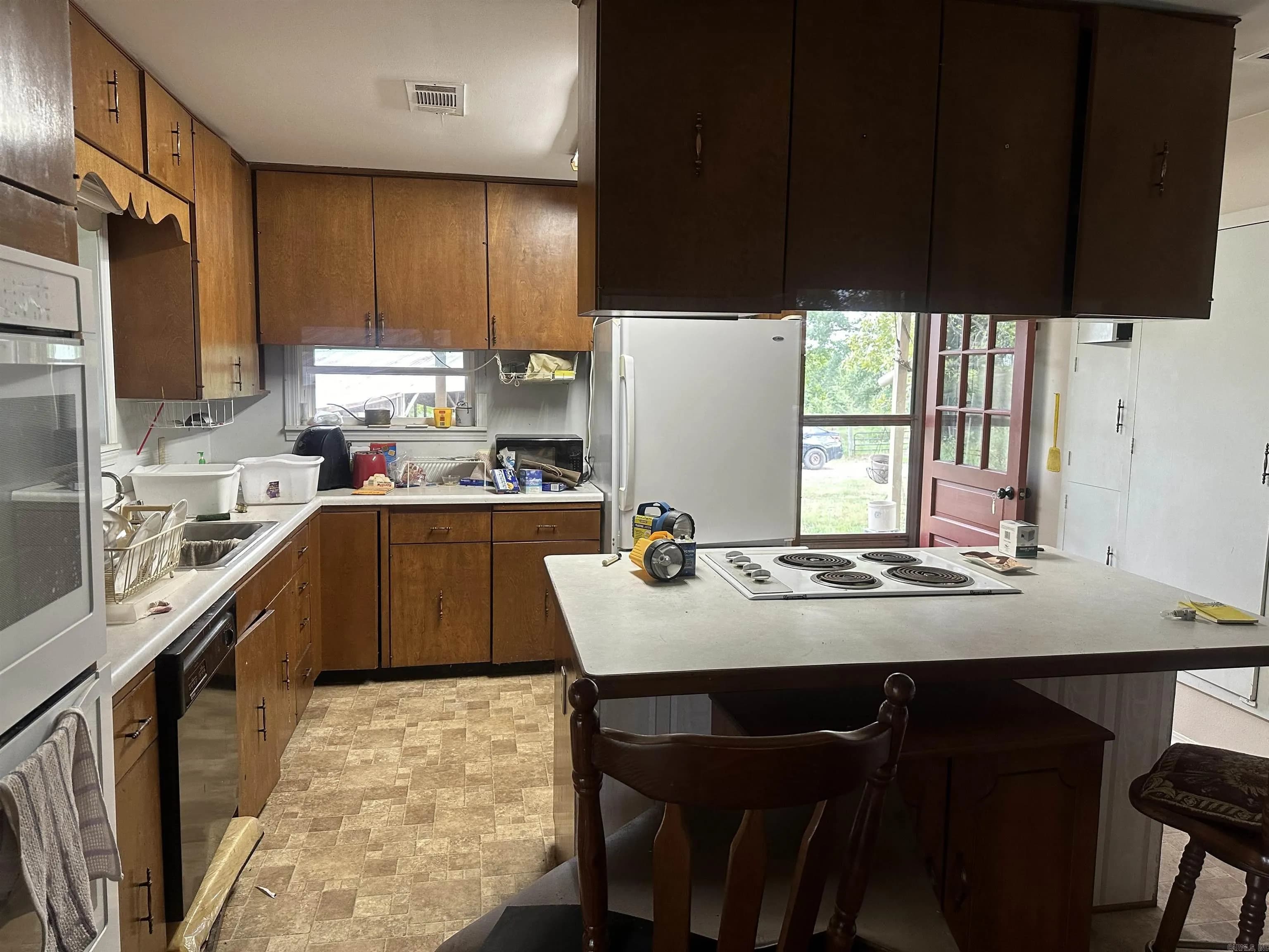 Property at 57  Felkins - Image 8