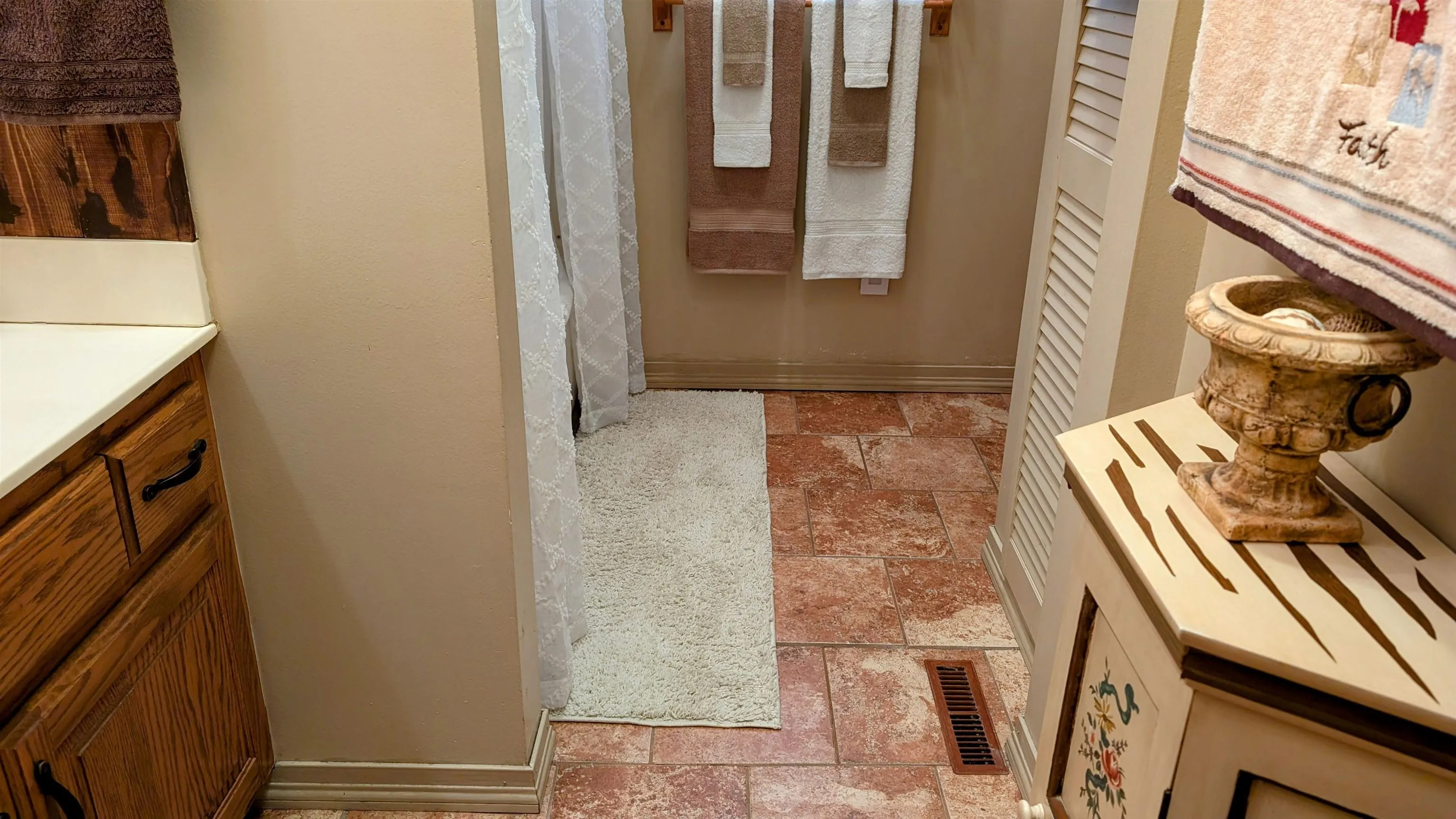 Property at 73  Barnes - Image 32