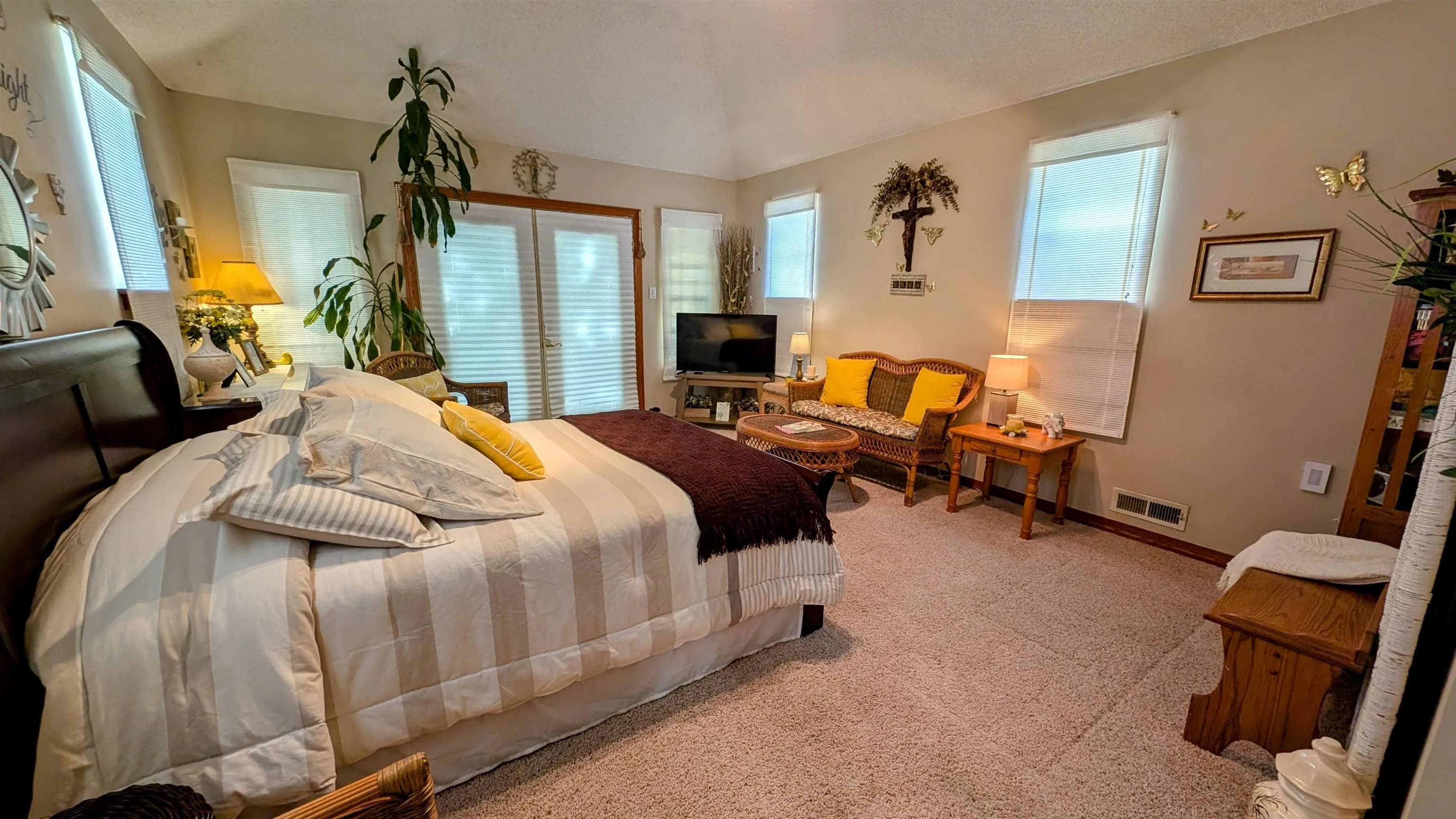 Property at 73  Barnes - Image 3