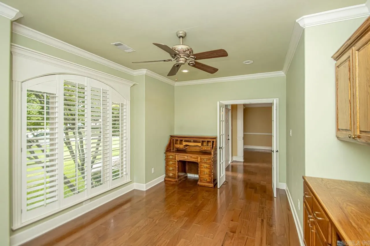 Property at 6907  Kensington - Image 9