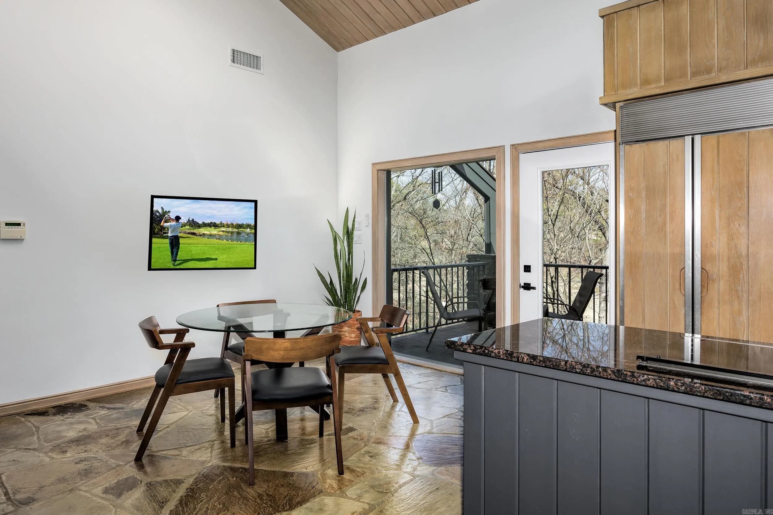 Property at 44  Carmel dr - Image 16