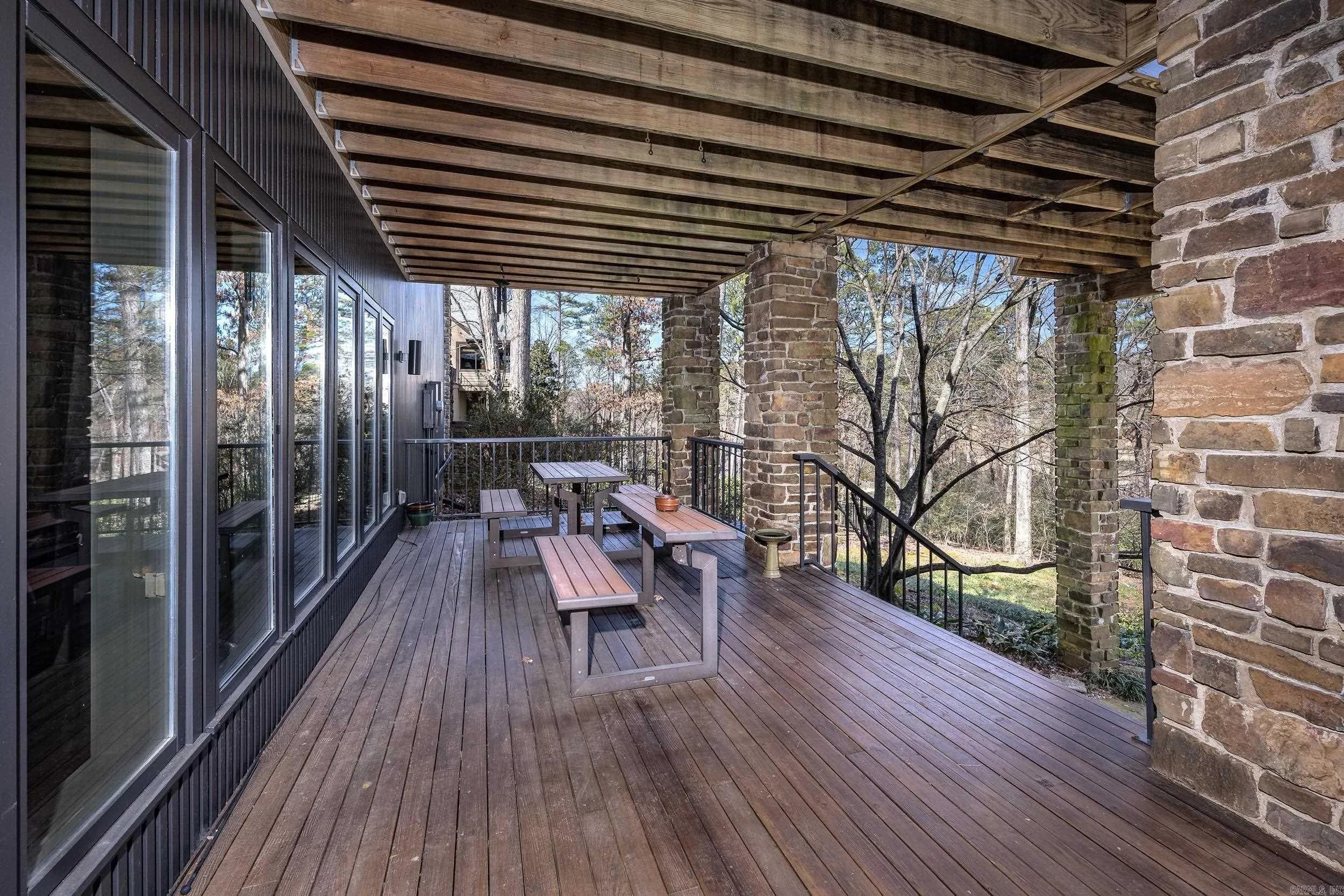 Property at 44  Carmel dr - Image 44