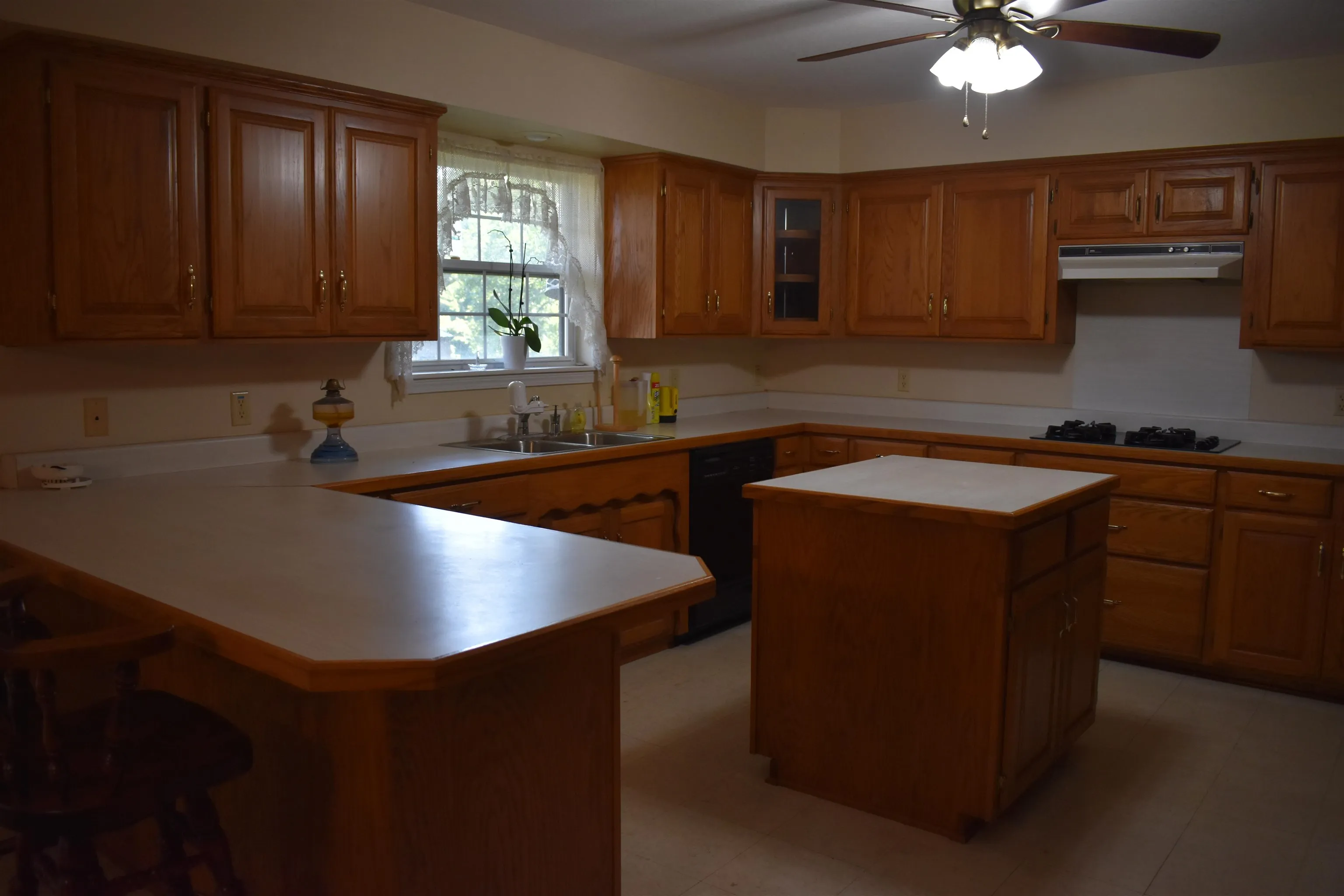 Property at 157  Meadow lane - Image 21