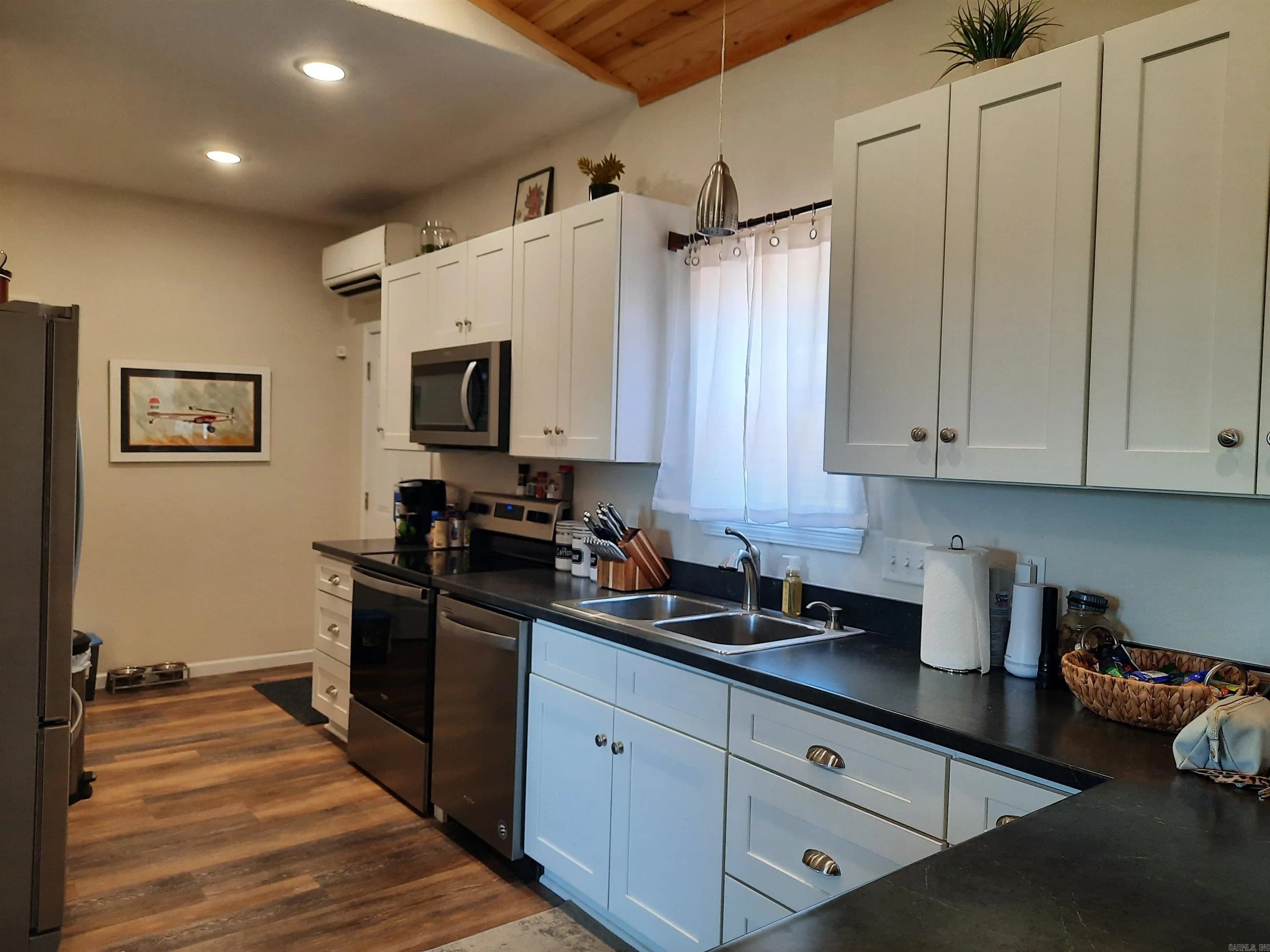 Property at 103  Possum trot - Image 34