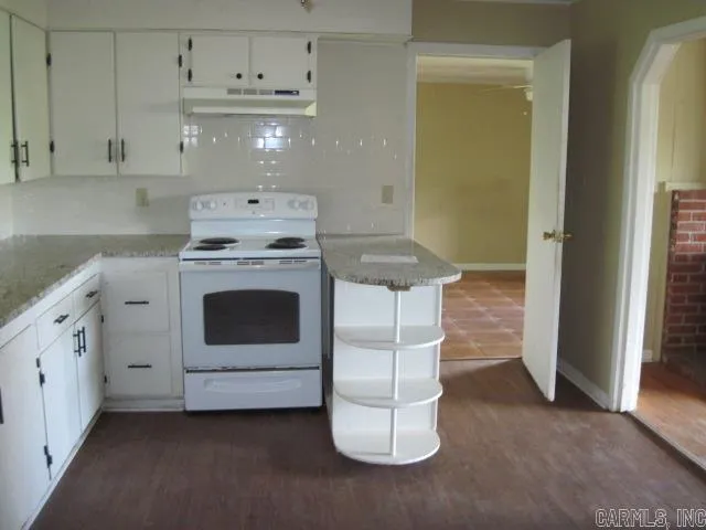Property at 5324  Calion - Image 4