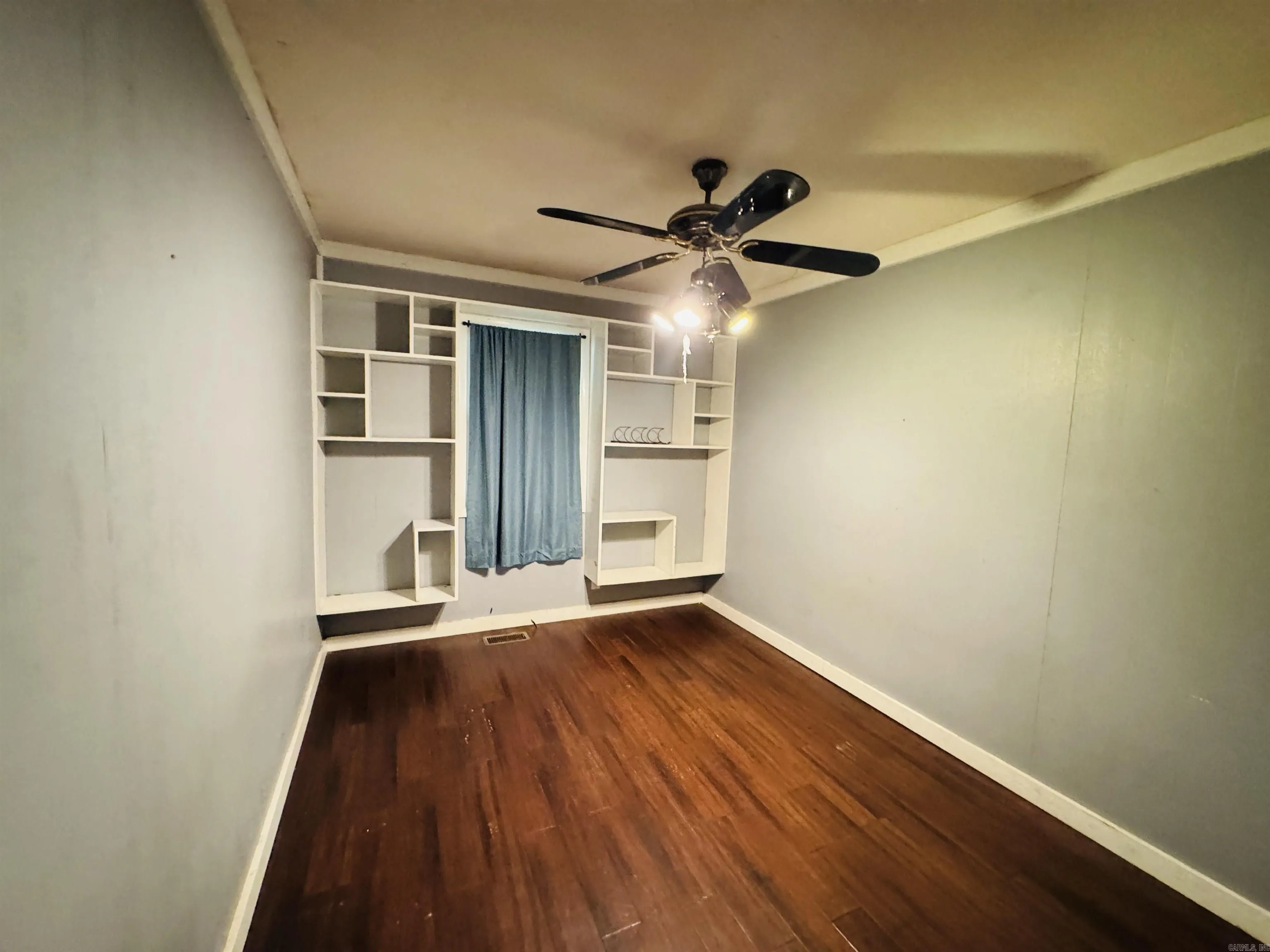 Property at 58  Mcspadden - Image 18