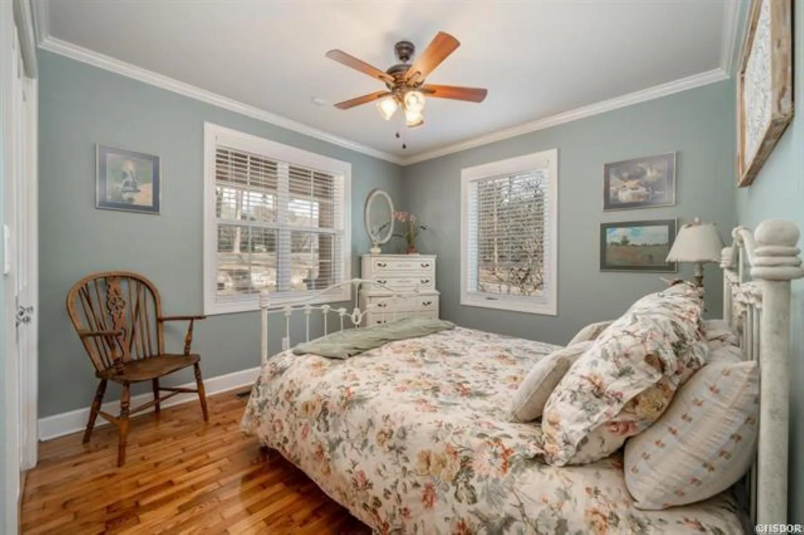 Property at 1127  Lakeshore - Image 18