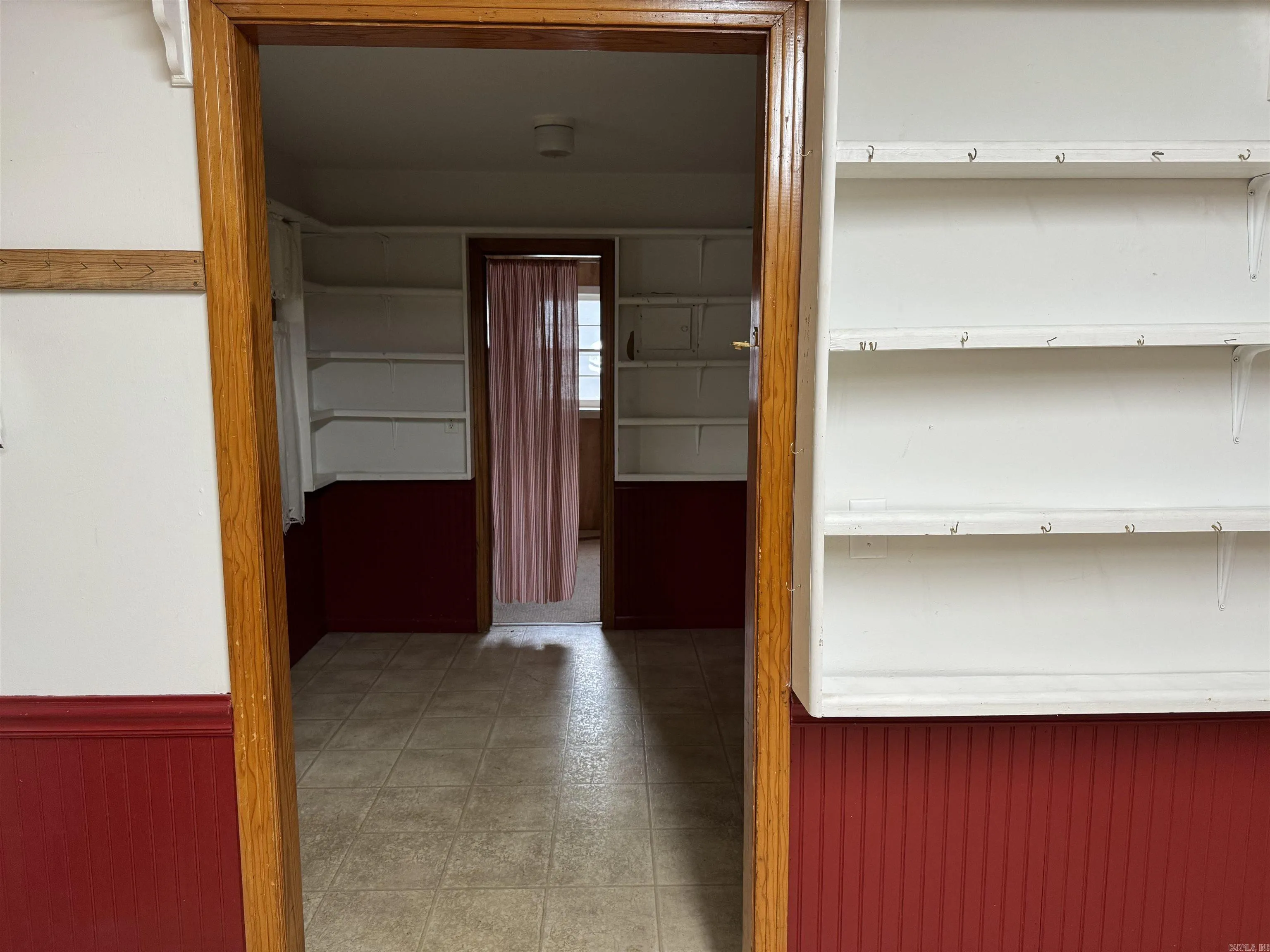 Property at 610 N 2nd - Image 31