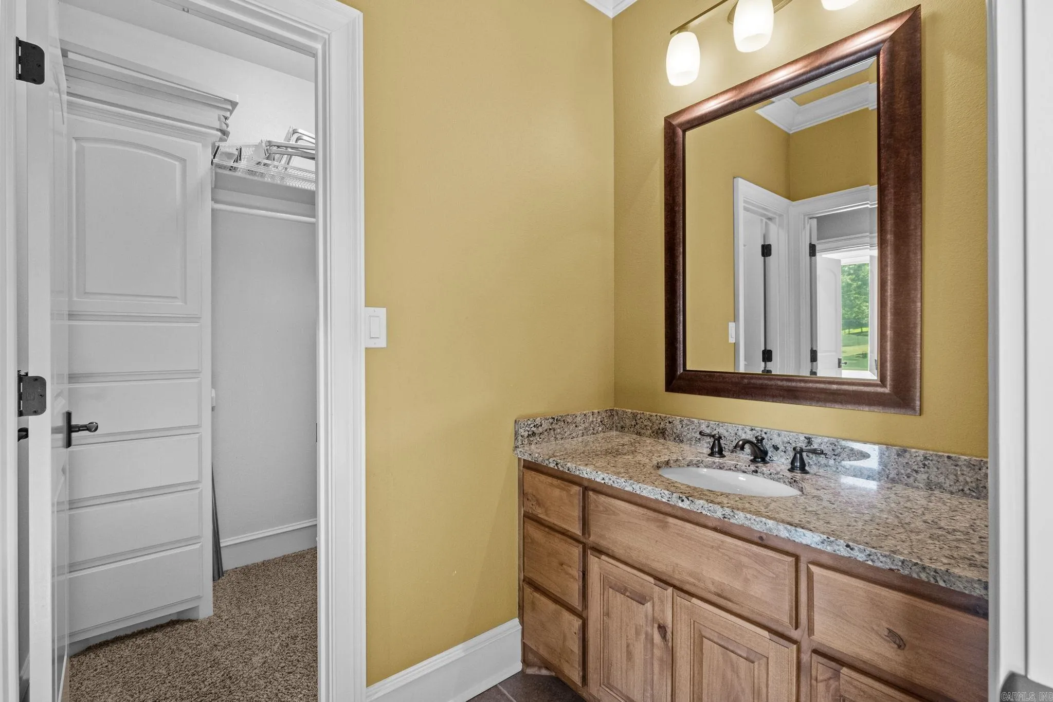 Property at 1122  Hillsboro circle - Image 39