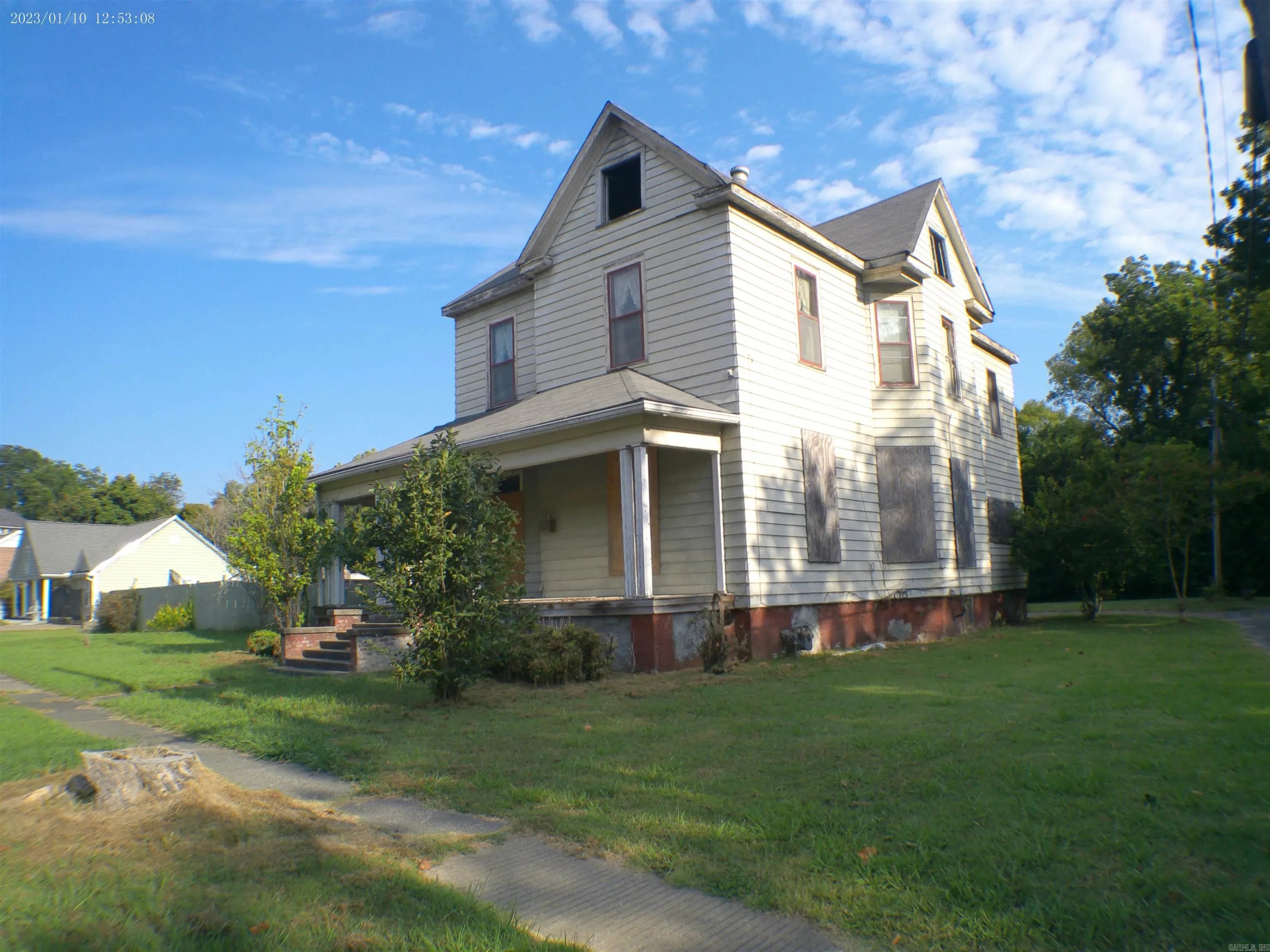 Property at 1102  Porter - Image 4