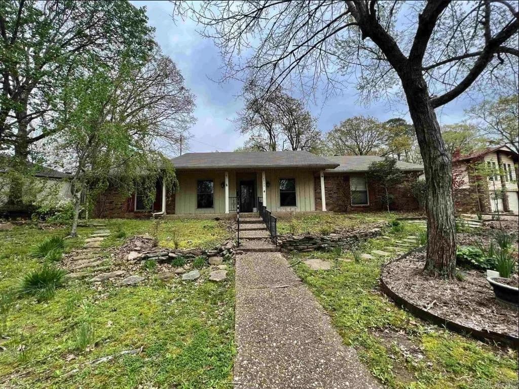 Property at 8300  Alvin - Image 1