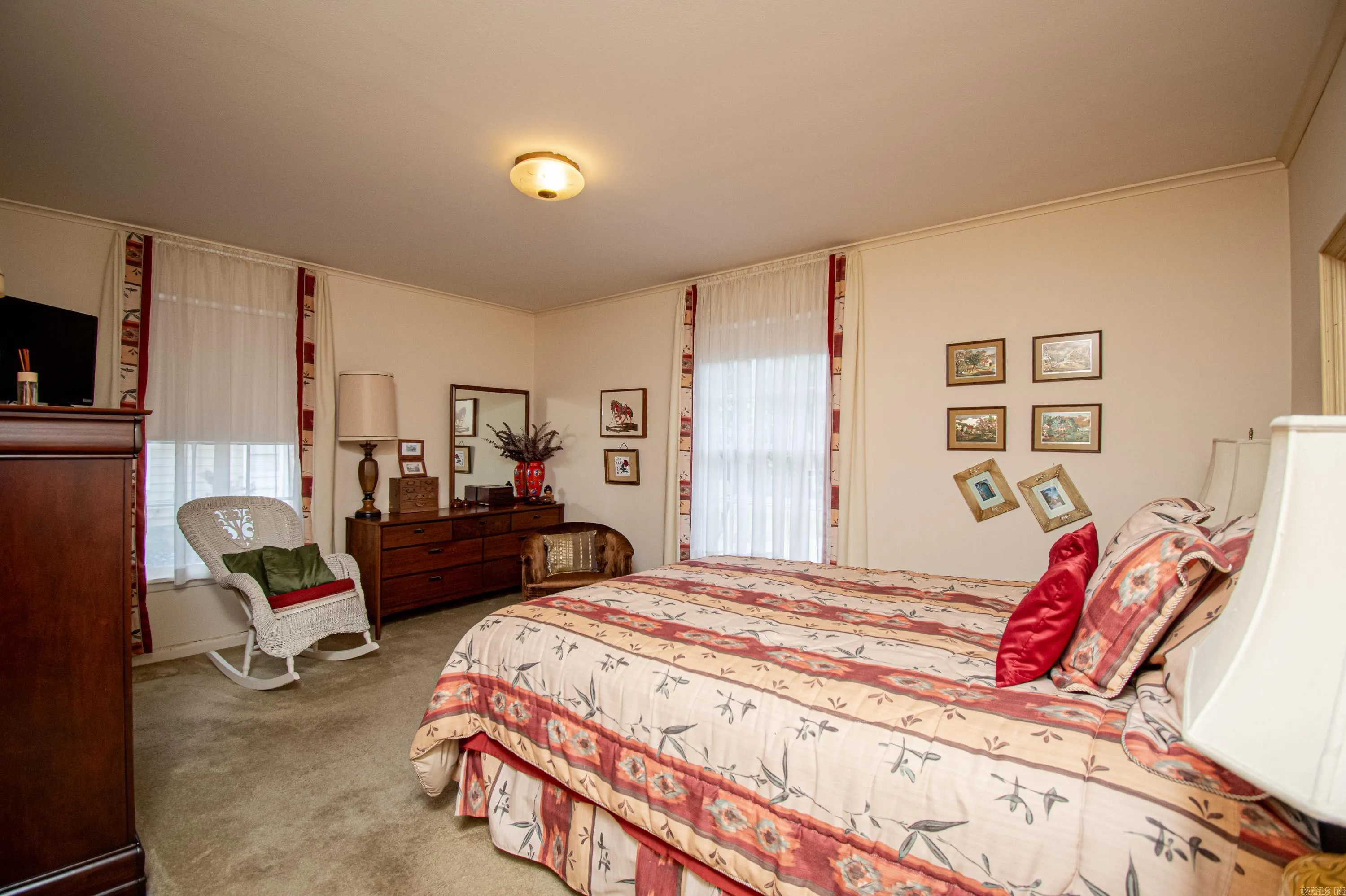 Property at 1602  Park ln - Image 17