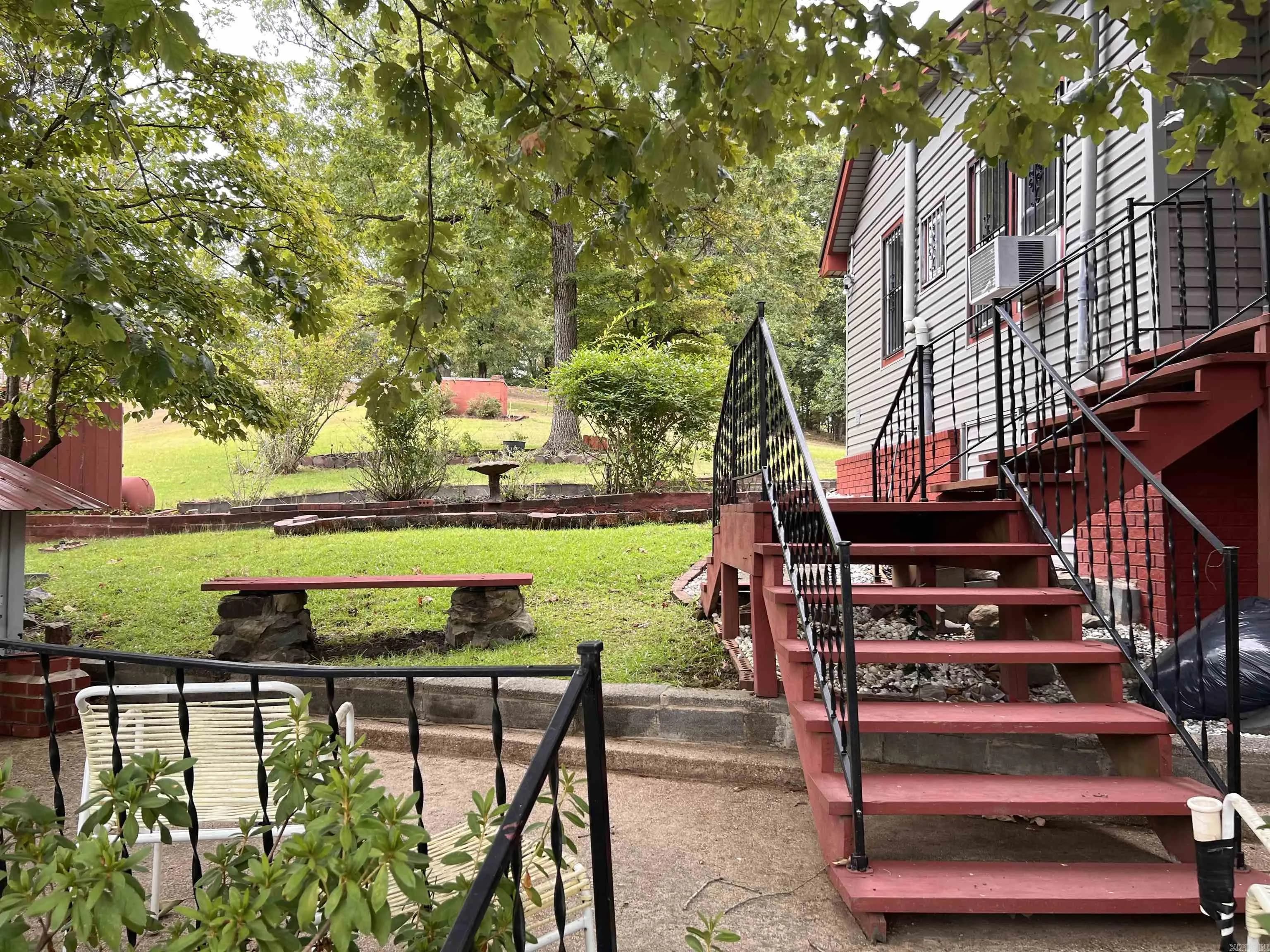 Property at 190  Boone trail - Image 10