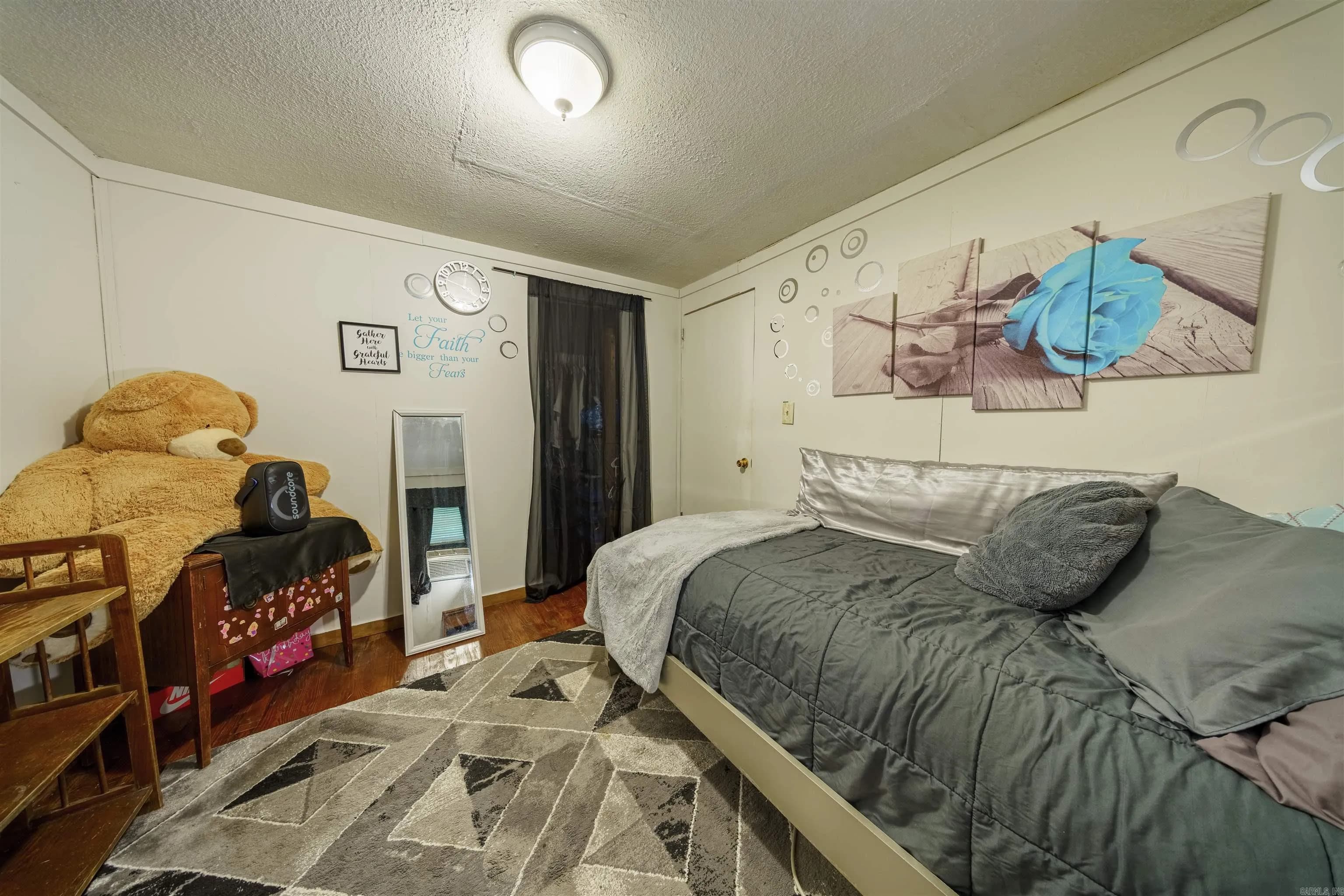 Property at 560  Departee creek - Image 18