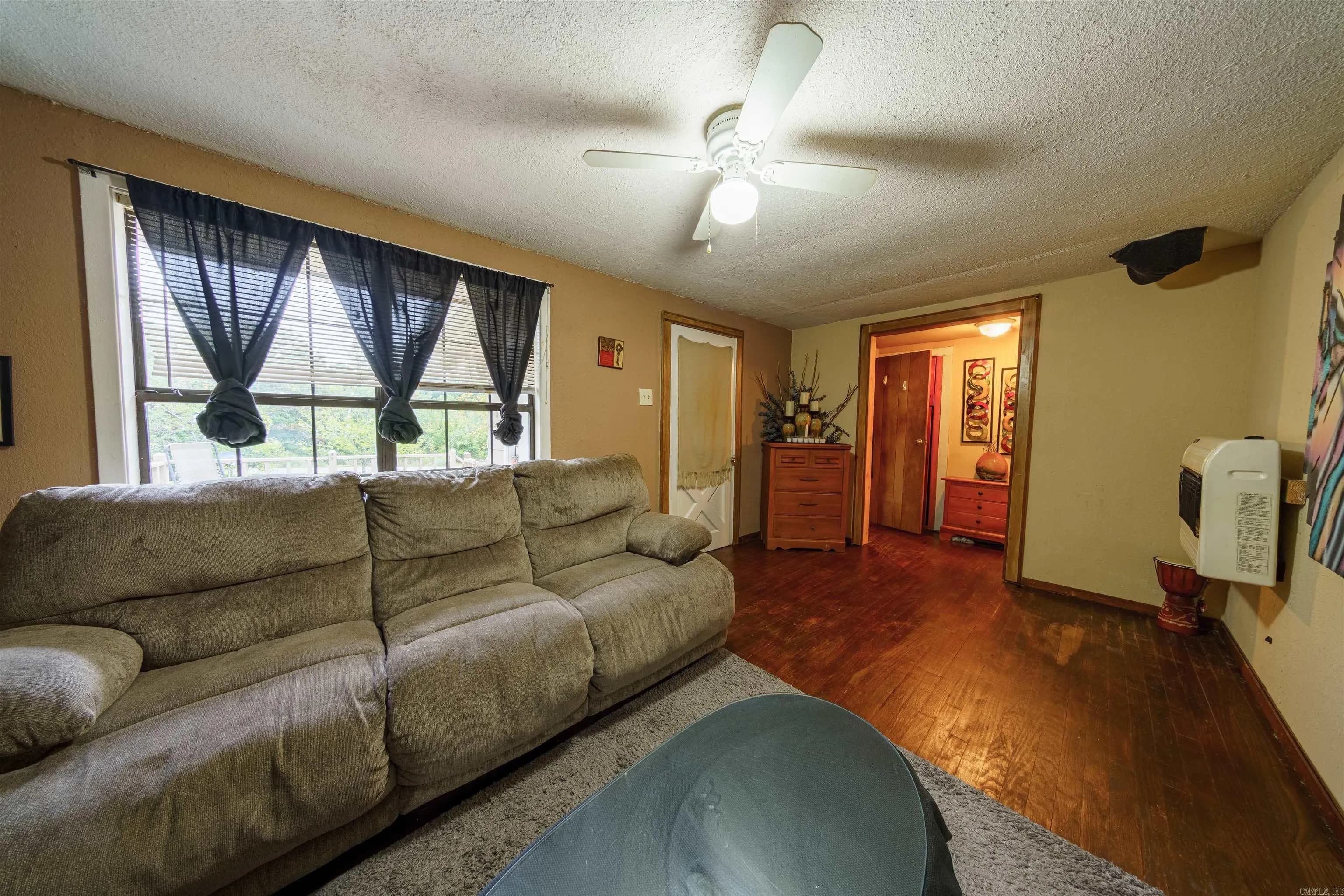 Property at 560  Departee creek - Image 9